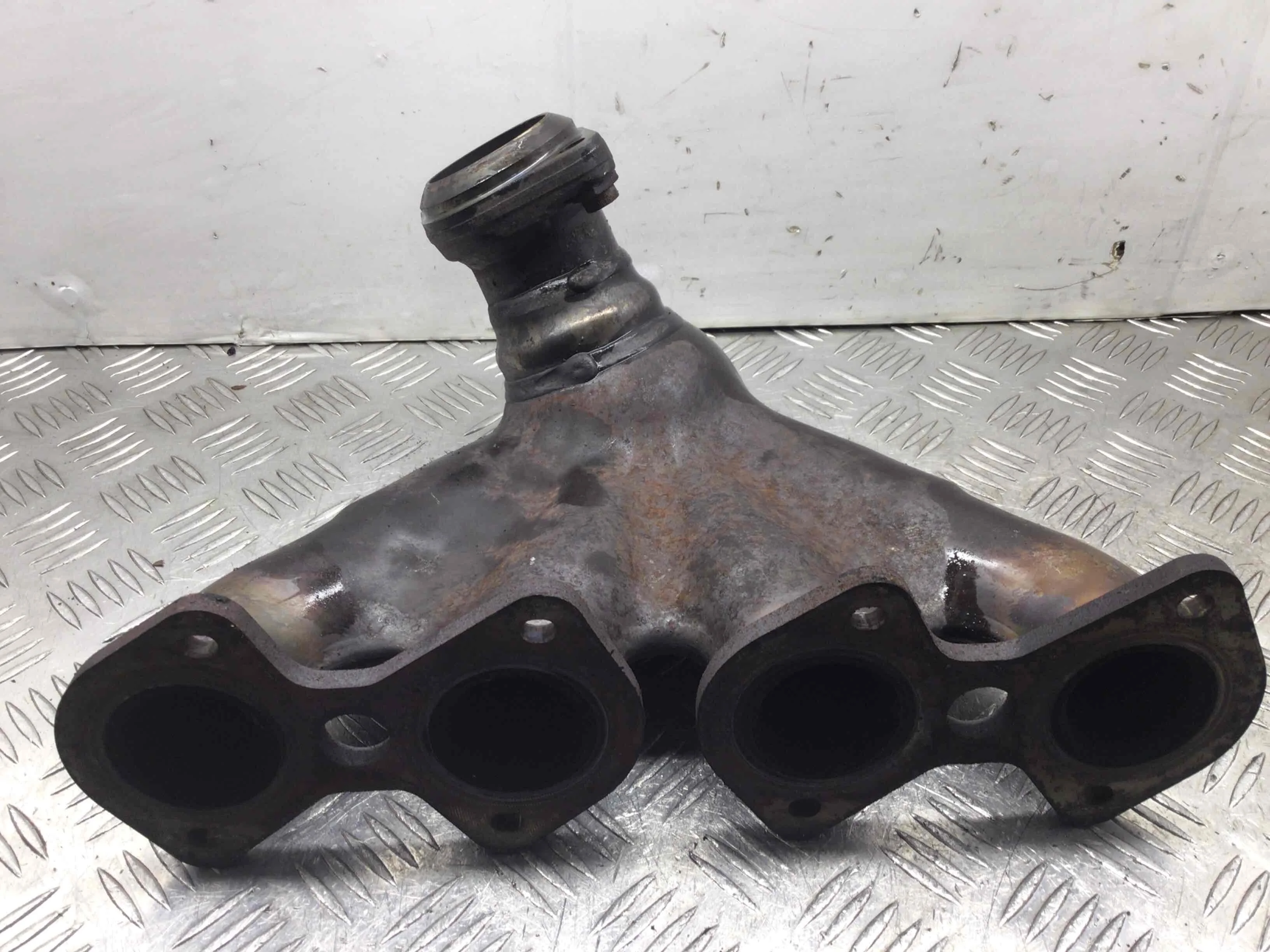 Коллектор выпускной Mercedes C-klasse W204/S204 (2007-2012) бензин 1.8 i Механика Седан