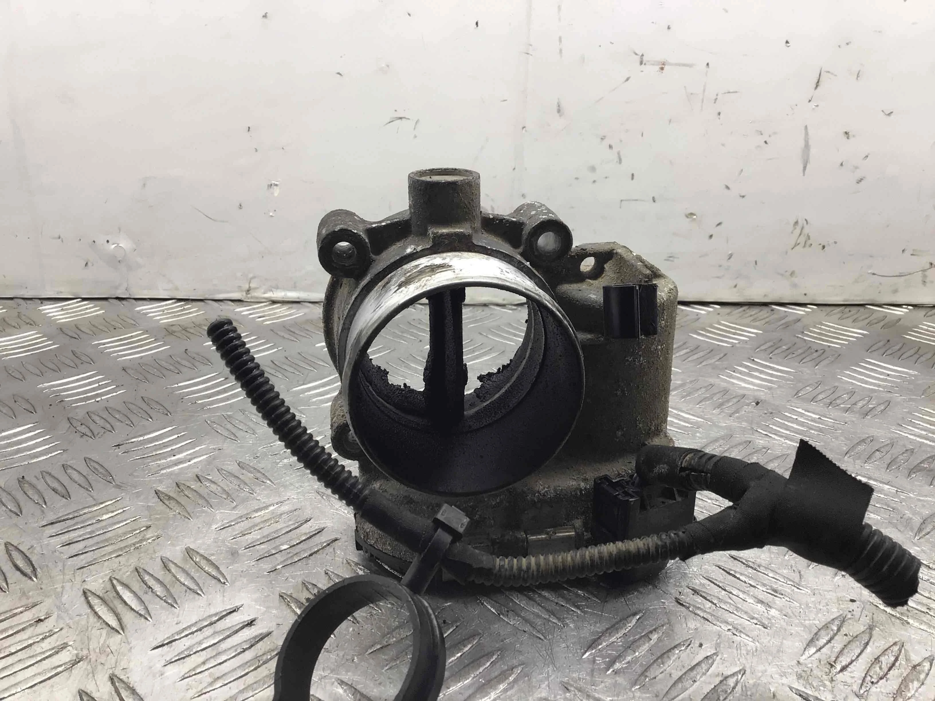 Заслонка дроссельная Ford Transit 3 поколение [рестайлинг] (2006-2013) дизель 2.2 TDCi Механика Микроавтобус