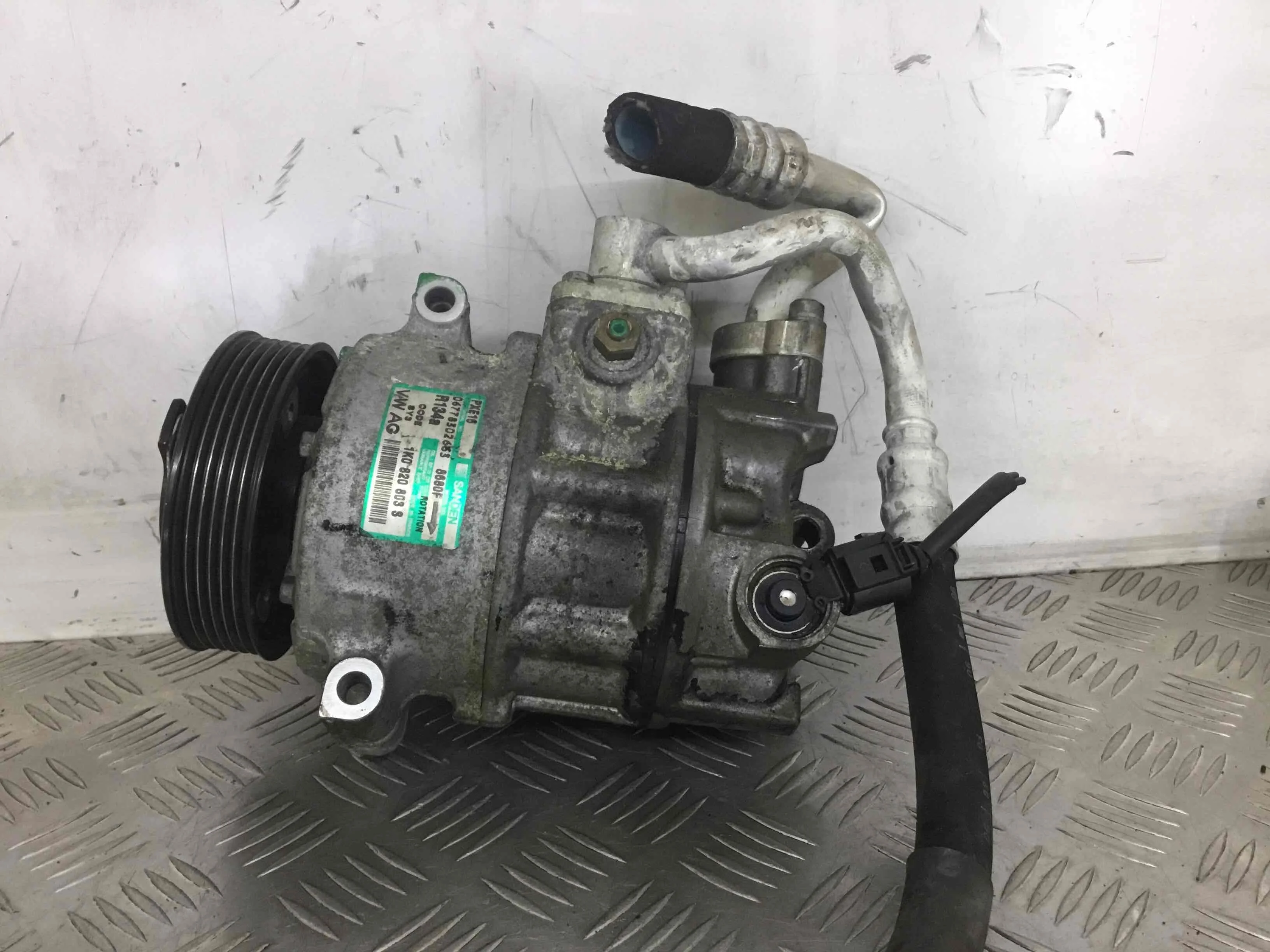 Компрессор кондиционера Volkswagen Sharan 1 поколение [рестайлинг] (2000-2003) дизель 1.9 TDI Механика Минивэн