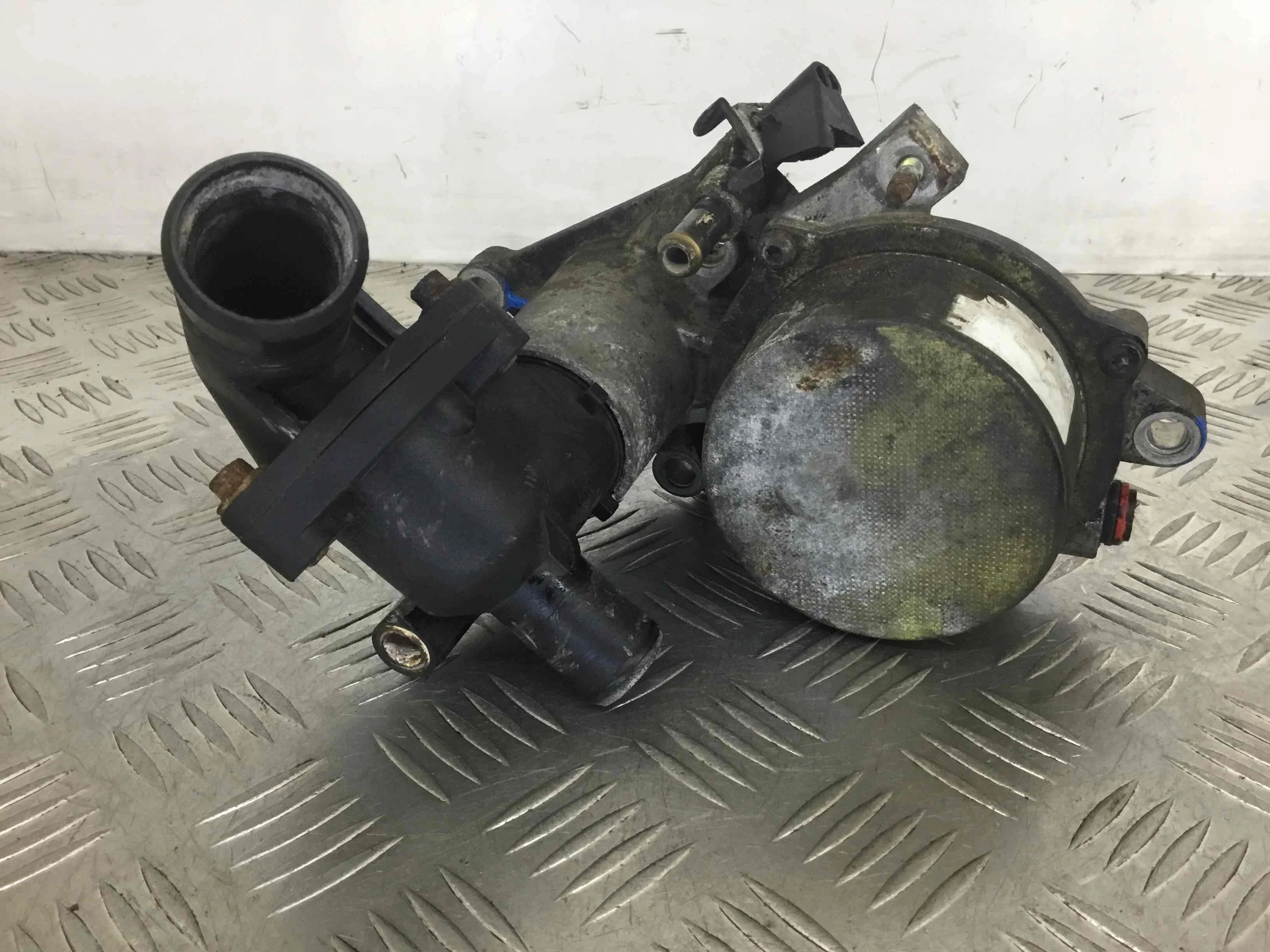 Насос вакуумный Ford Transit 3 поколение (2000-2006) дизель 2.0 TDCi Механика Микроавтобус