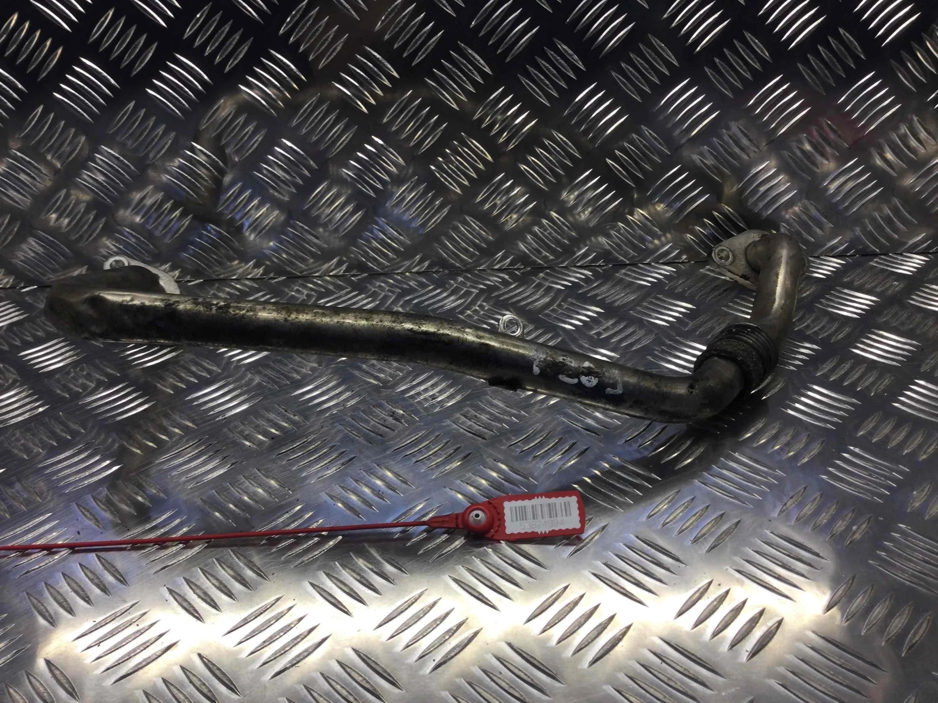 Трубка системы рециркуляции EGR Volkswagen Passat B6 (2005-2010) дизель 2.0 TDI Механика Универсал