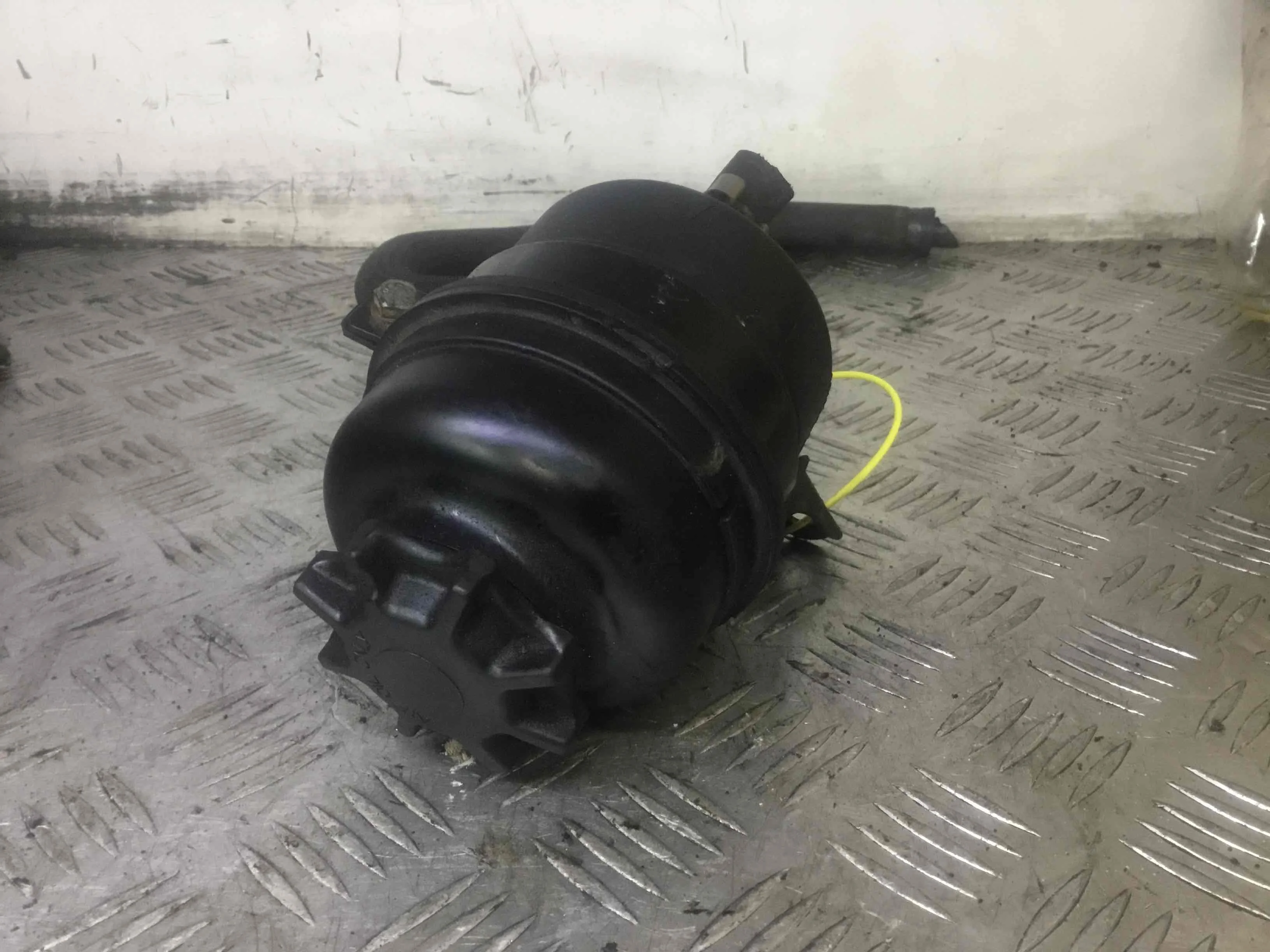 Бачок гидроусилителя BMW 3-Series 3-Series E46 1998 - 2006 бензин 2.2 i Механика Седан