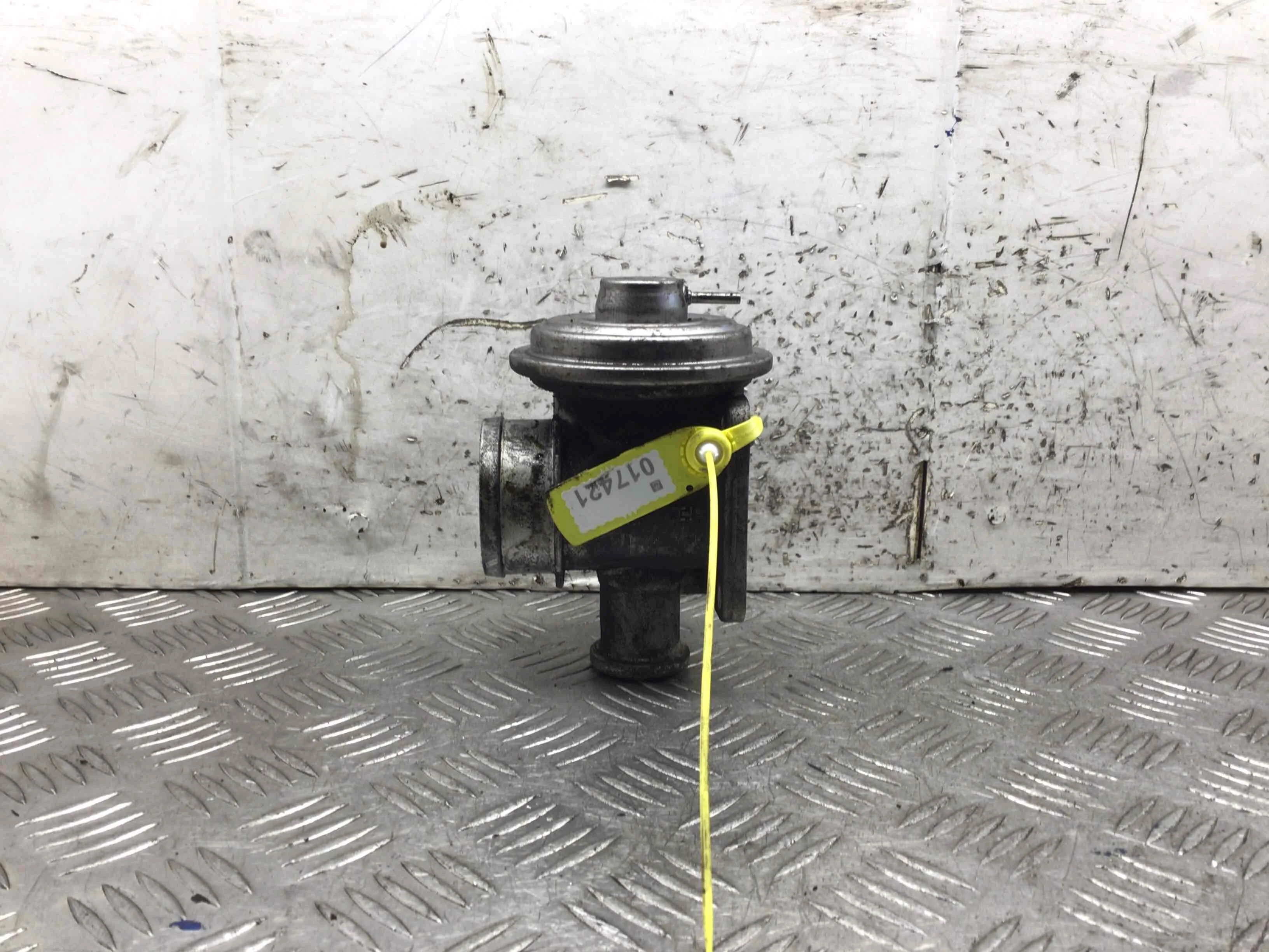 Клапан EGR BMW 5-Series 5-Series E39 1995 - 2004 дизель 3.0 TD Механика Седан