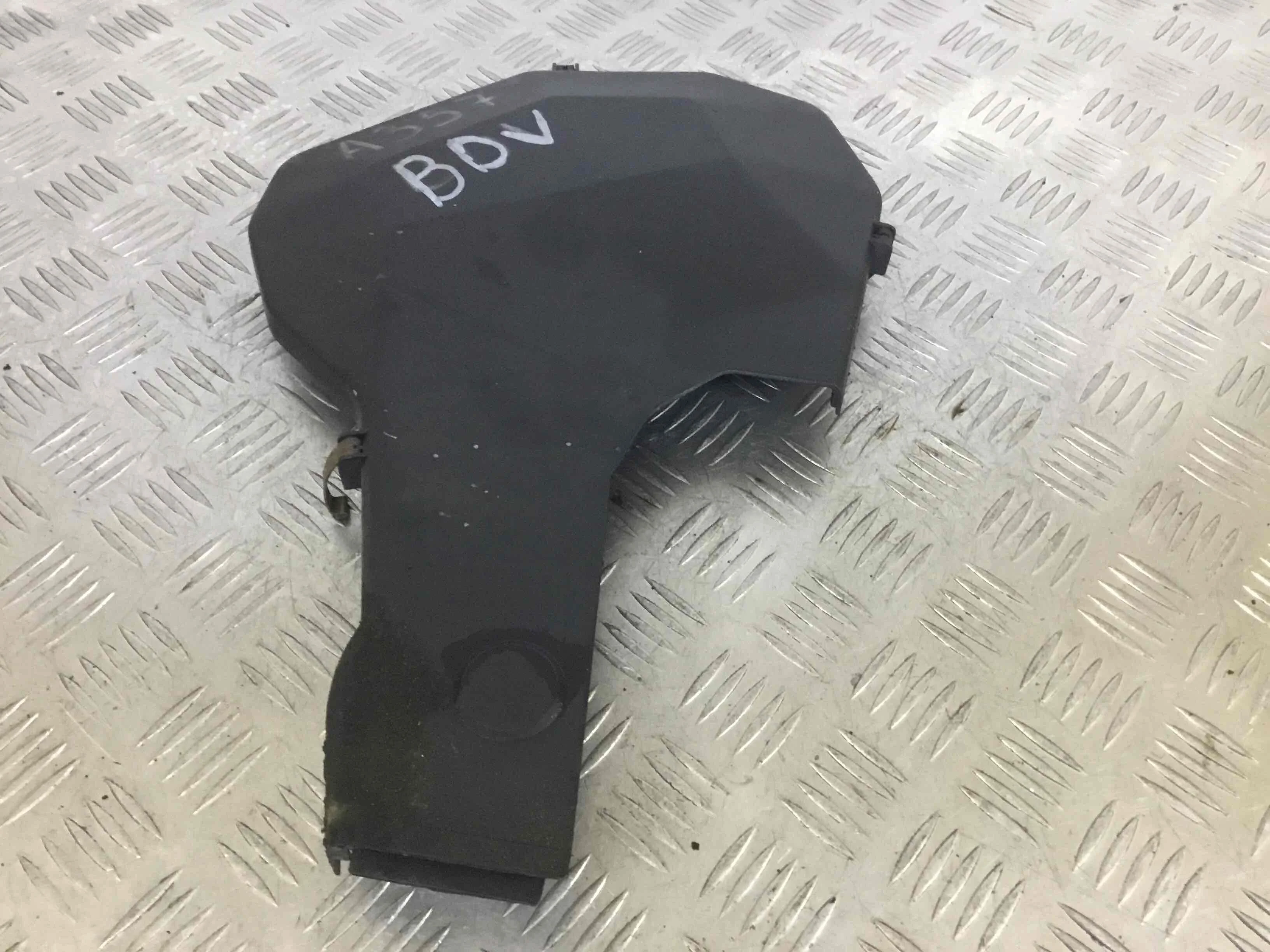 Защита (кожух) ремня ГРМ Audi A4 B6 (2000-2005) бензин 2.4 TSI Механика Седан