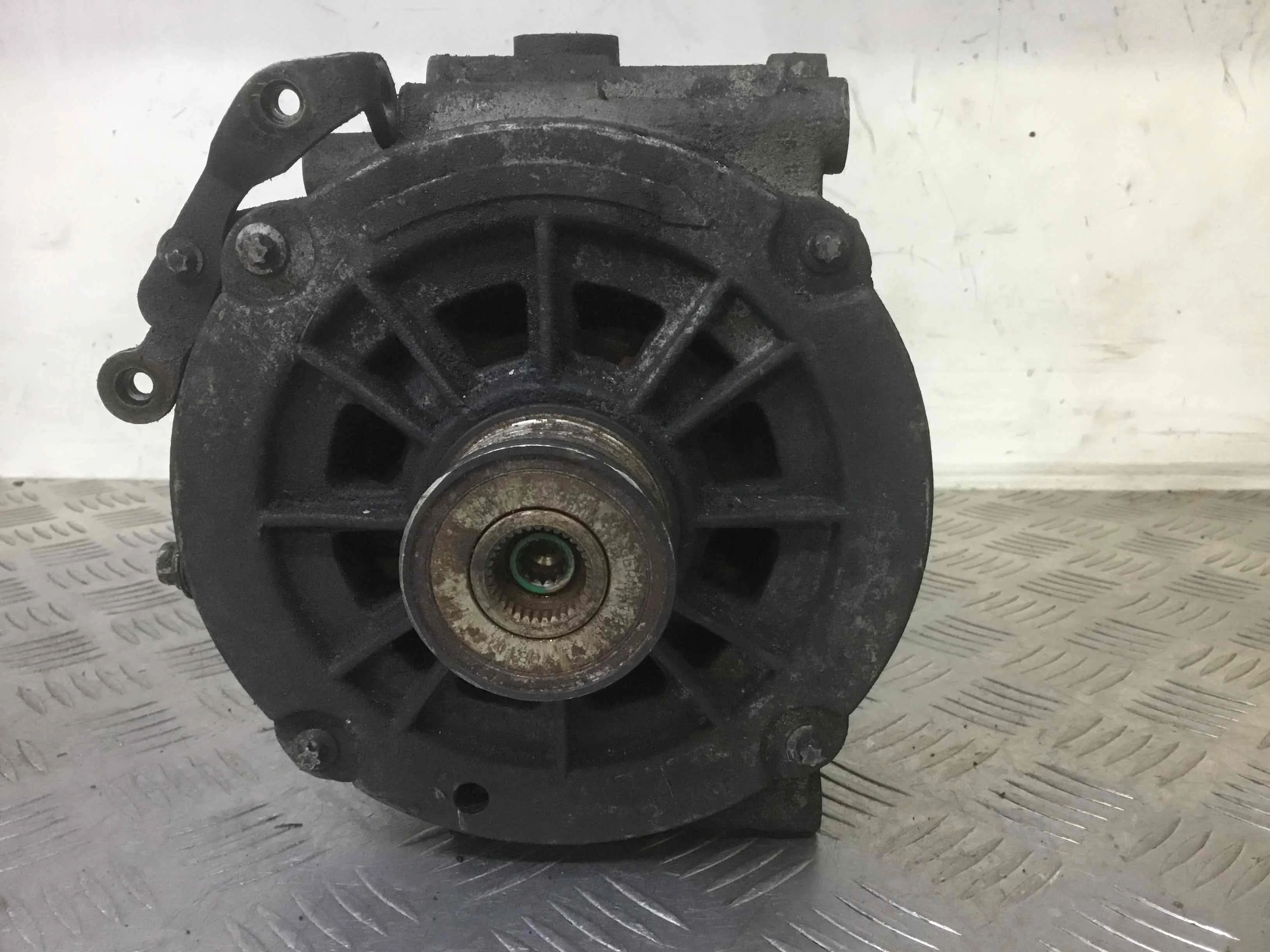 Генератор Mercedes ML W163 (1997-2001) дизель 2.7 CDI Автомат