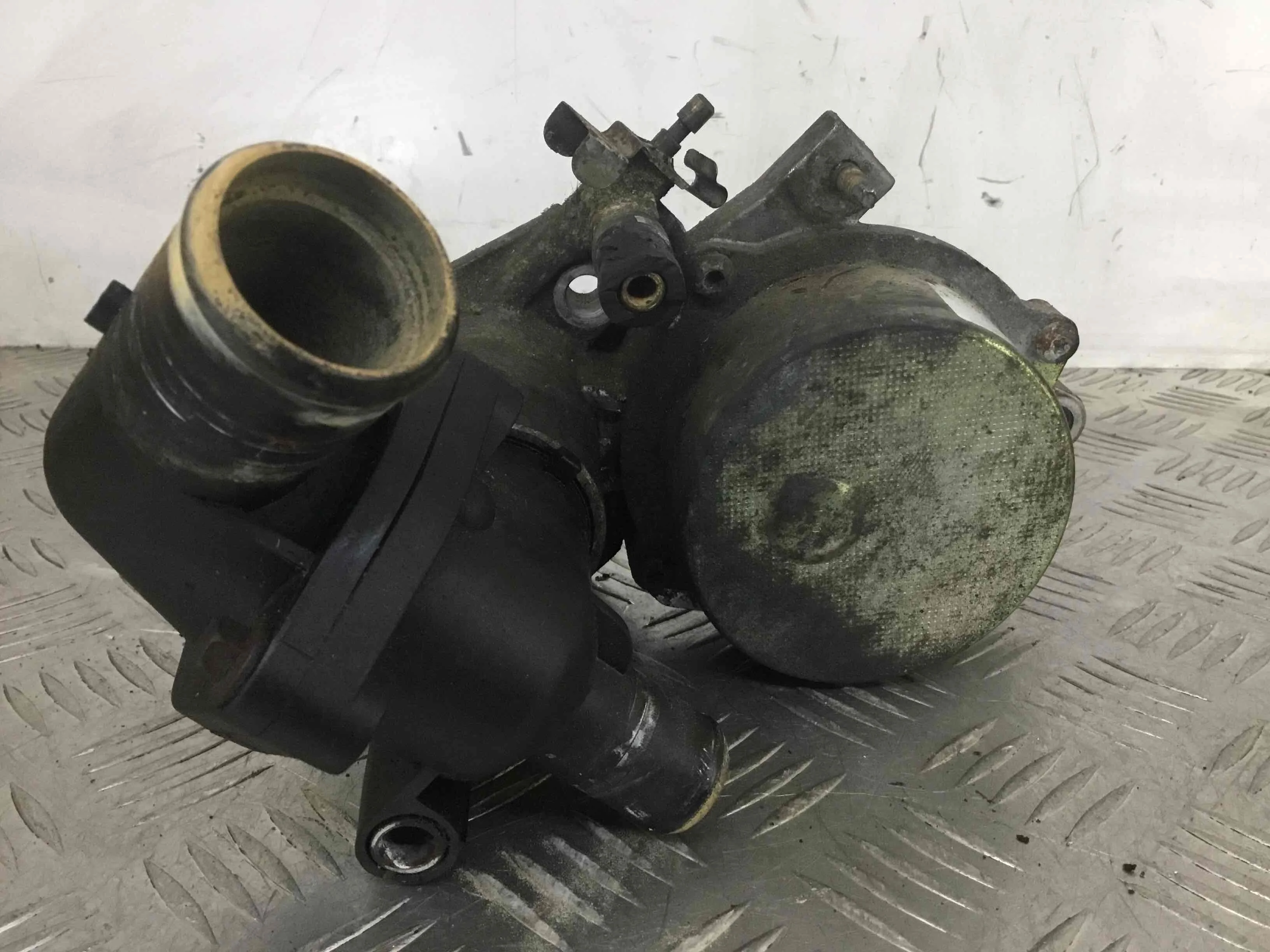 Насос вакуумный Ford Transit 3 поколение (2000-2006) дизель 2.0 TDCi Механика Микроавтобус