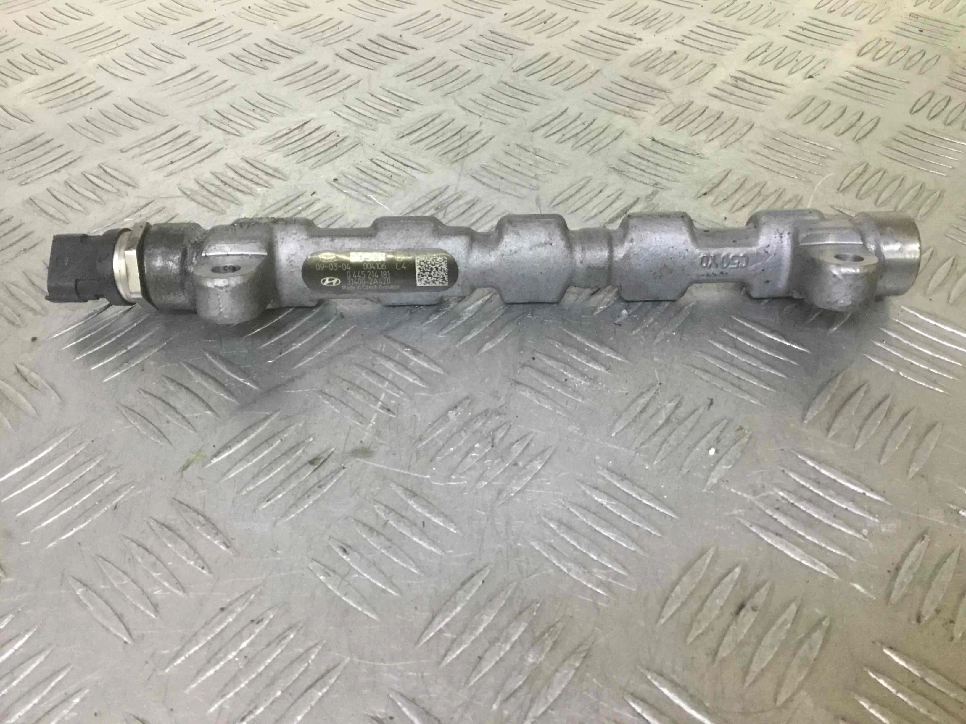 Топливная рампа Hyundai i30 1 поколение (2007-2010) дизель 1.6 CRDi Механика Х/б