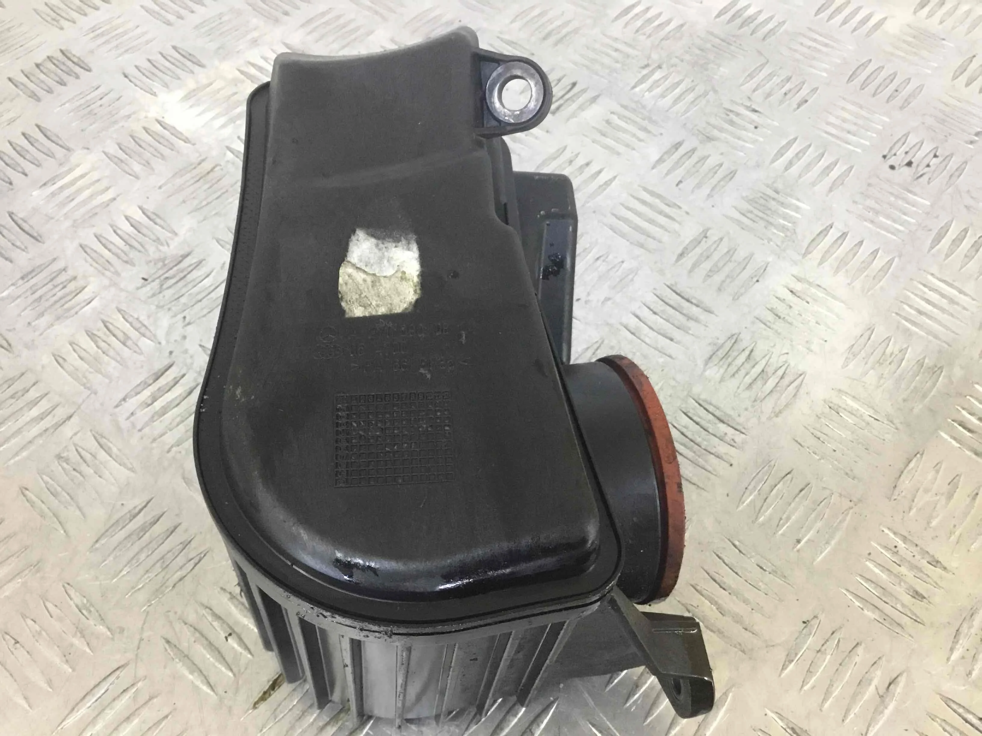 Резонатор воздушного фильтра Mercedes C-klasse W203/S203/CL203 (2000-2004) бензин 1.8 Kompressor Автомат Седан