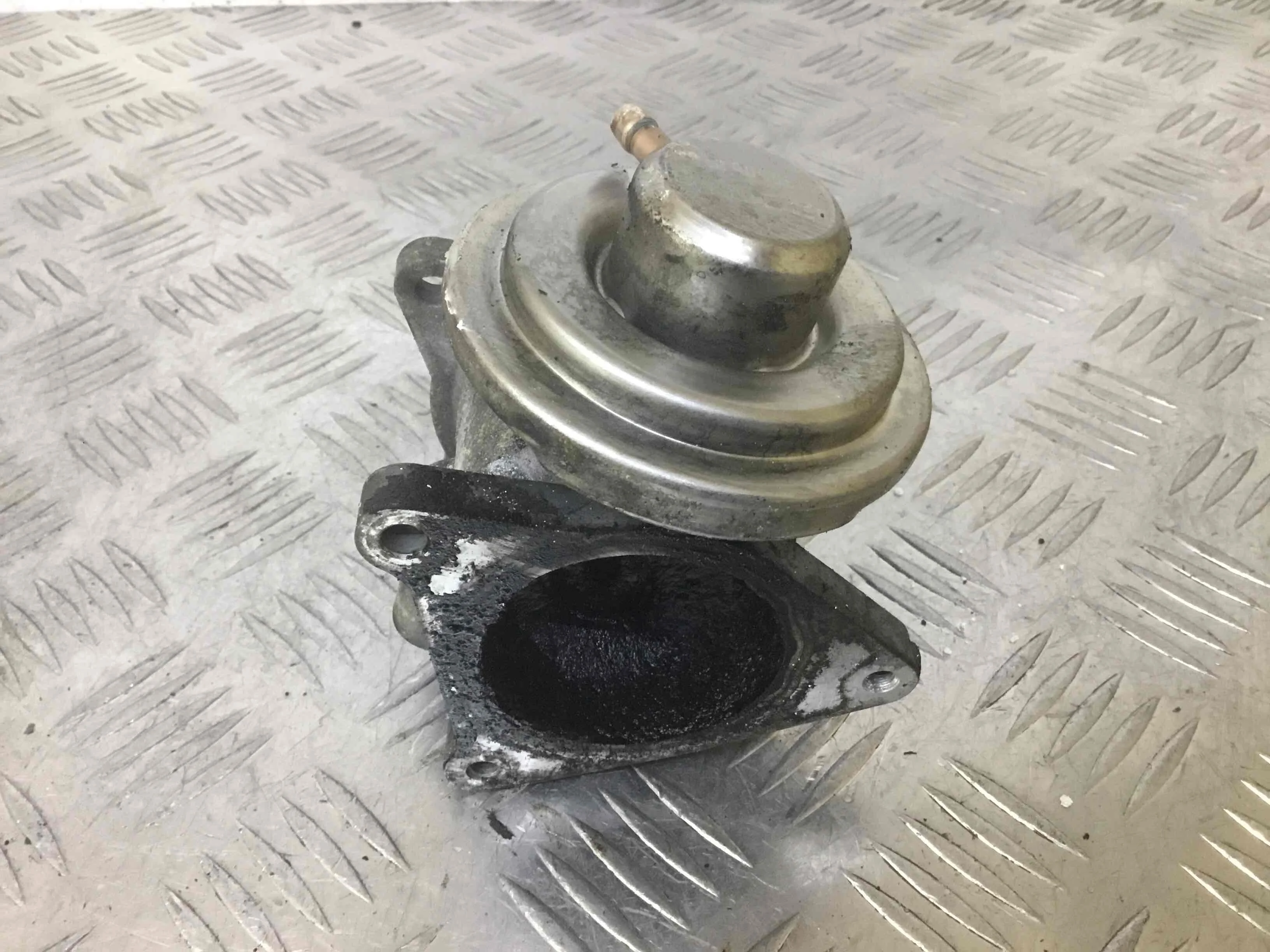 Клапан EGR Volkswagen Golf 4 поколение (1997-2004) дизель 1.9 TDI Механика Х/б