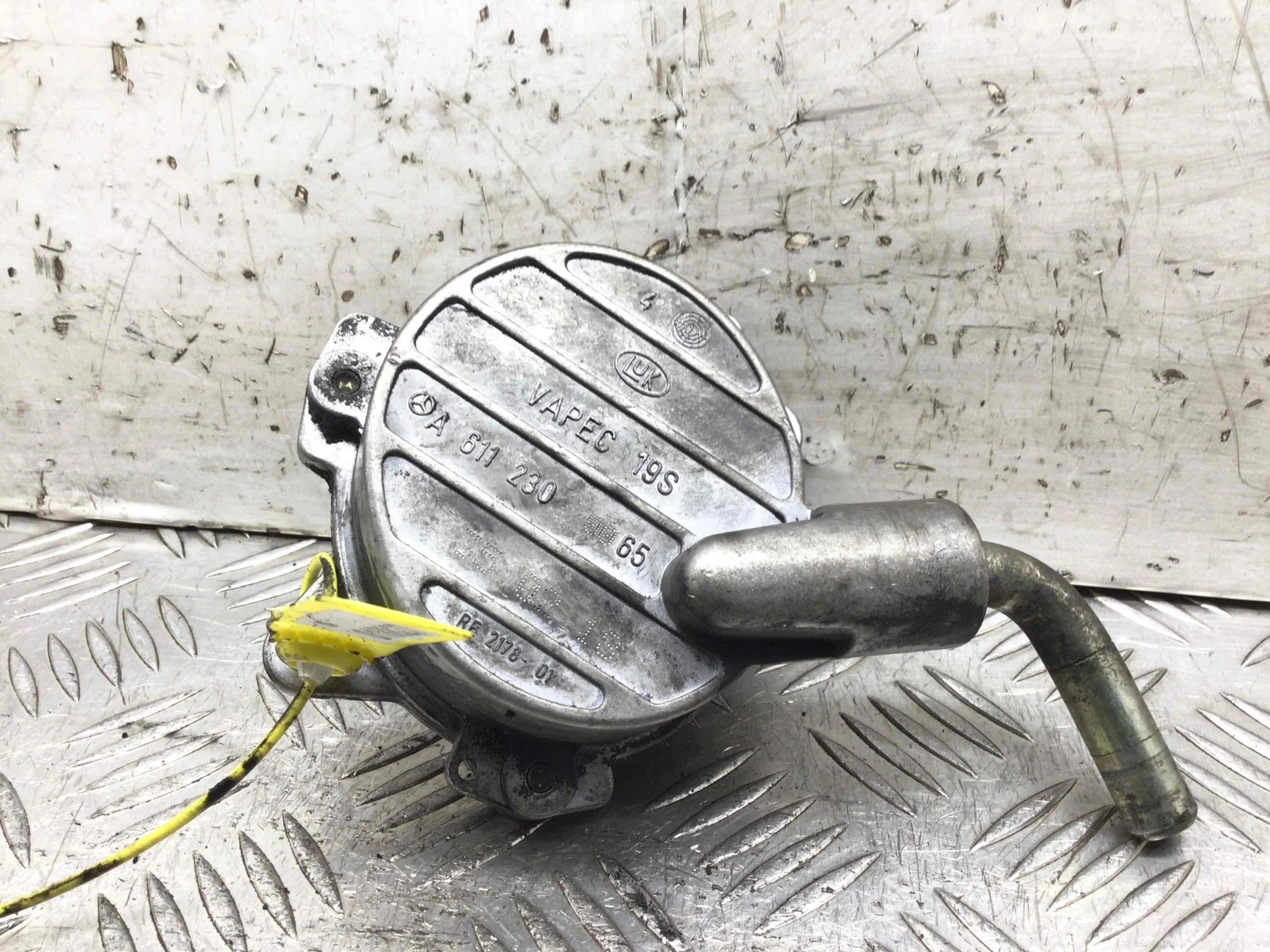 Насос вакуумный Mercedes C-klasse W203/S203/CL203 (2000-2004) дизель 2.2 CDI Автомат Седан