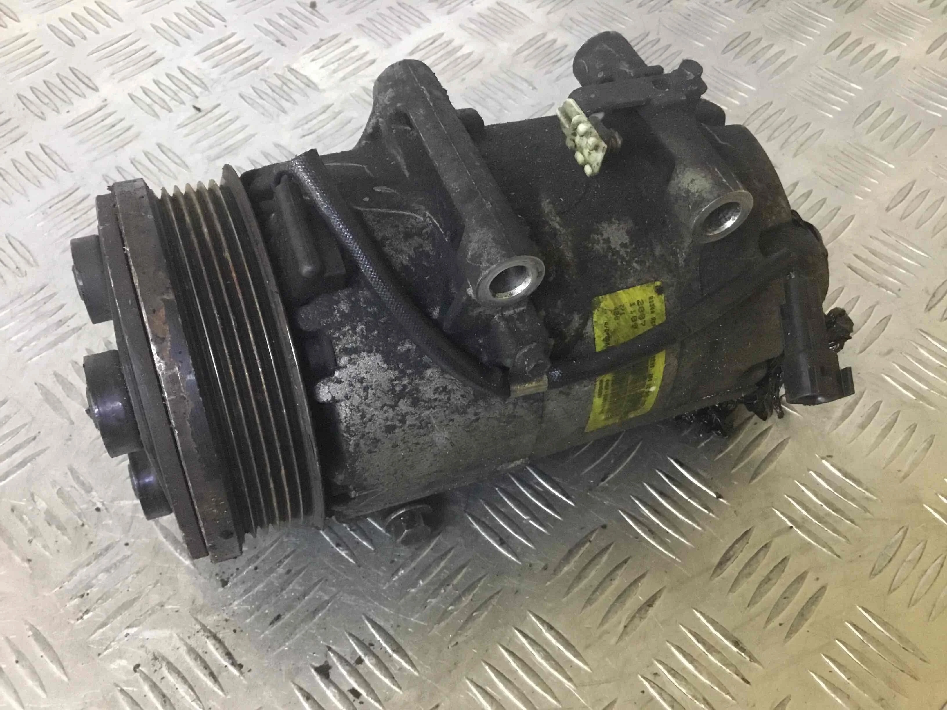 Компрессор кондиционера Ford C-MAX 1 поколение (2003-2007) дизель 1.8 CDTI Механика Минивэн