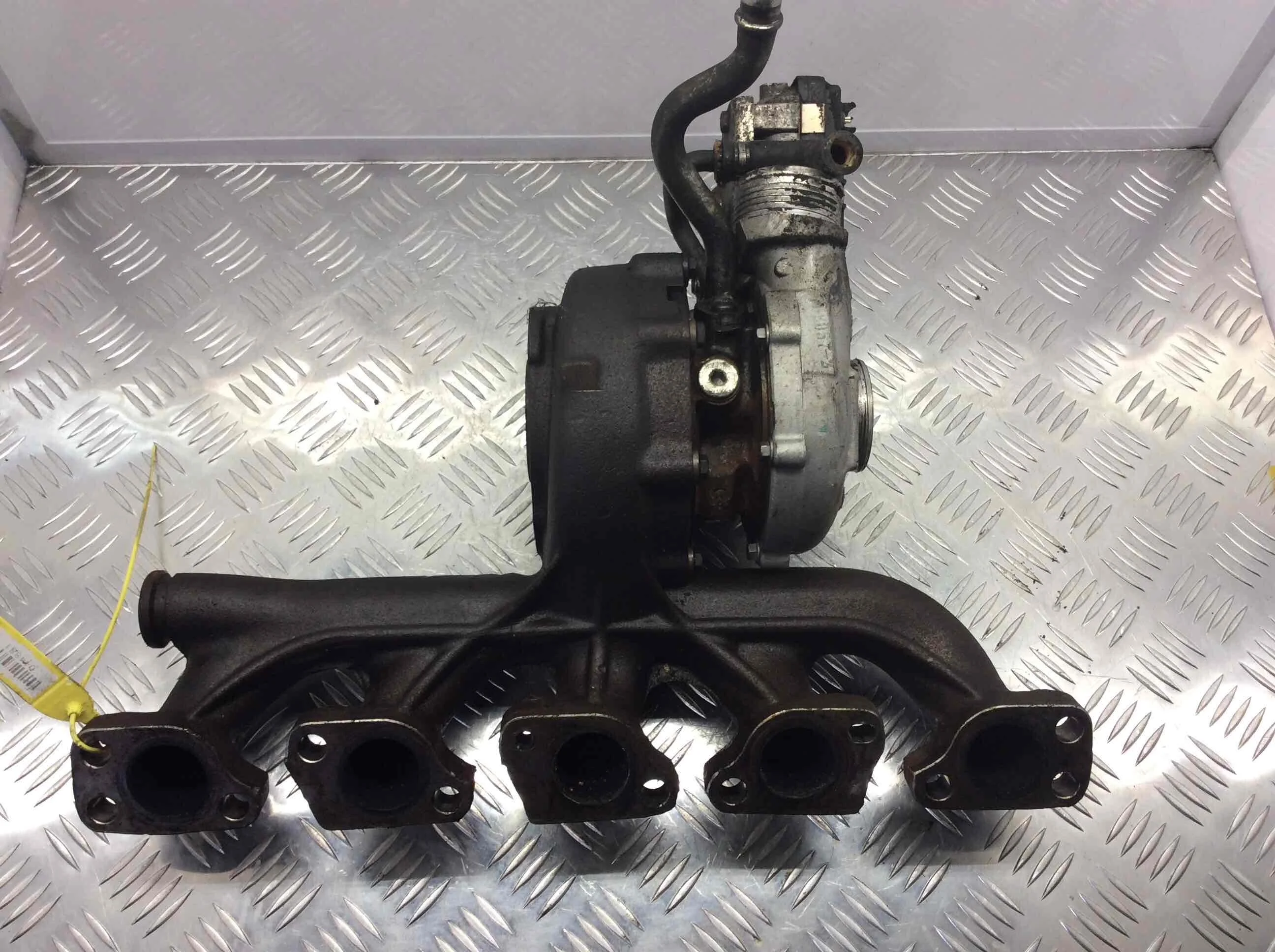 Турбина Volvo V70 3 поколение (2007-2013) дизель 2.4 TDI Механика Универсал