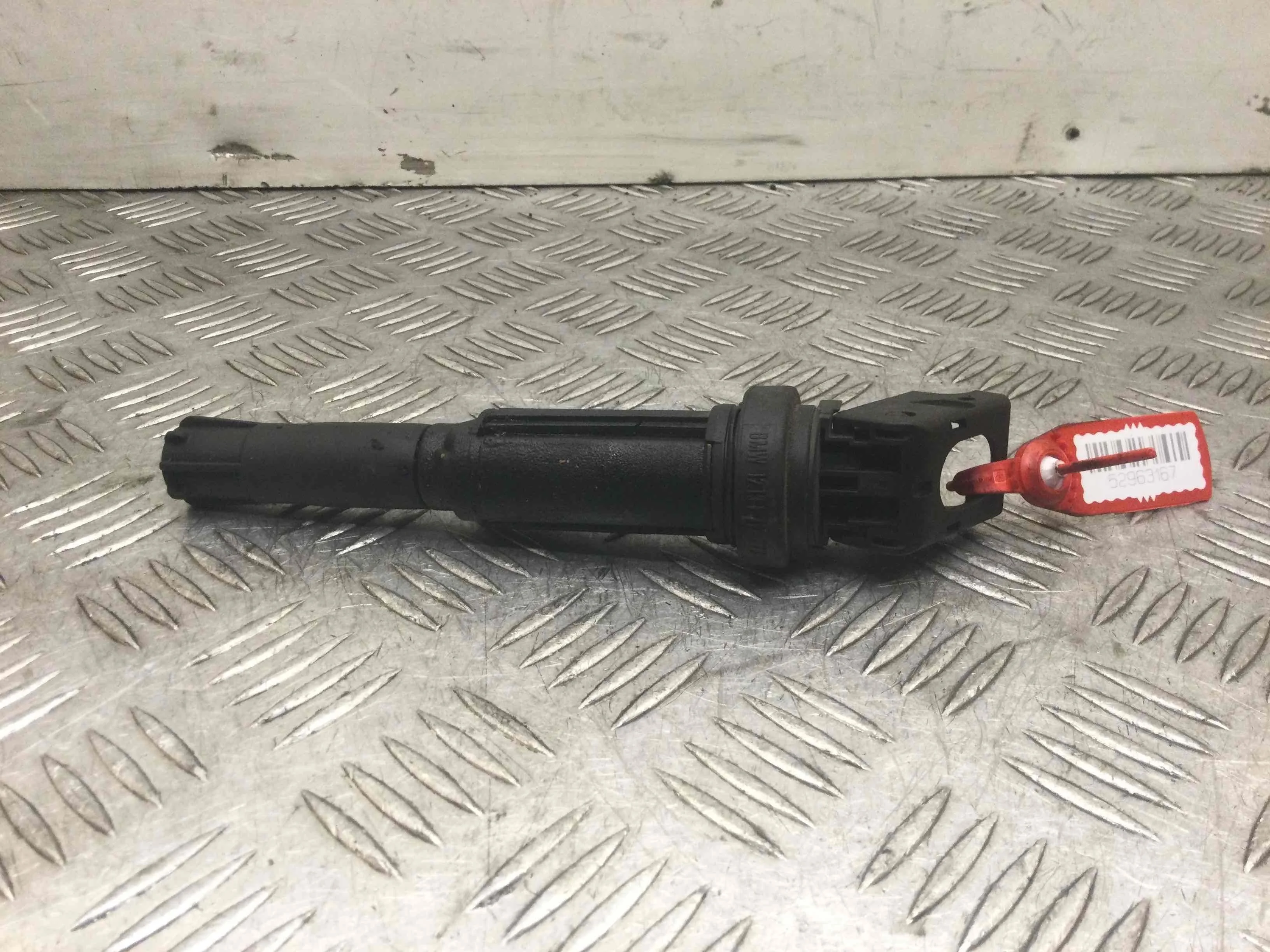 Катушка зажигания BMW 3-Series 3-Series E46 1998 - 2006 бензин 2.0 i Автомат Седан