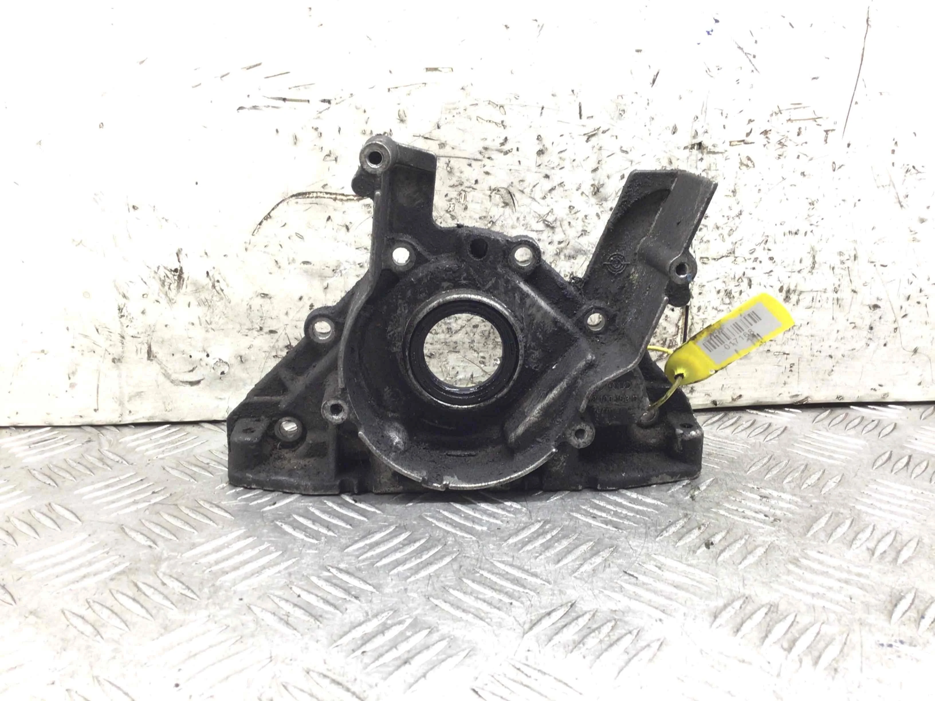 Крышка двигателя задняя Volkswagen Golf 5 поколение (2004-2009) дизель 1.9 TDI Механика Х/б