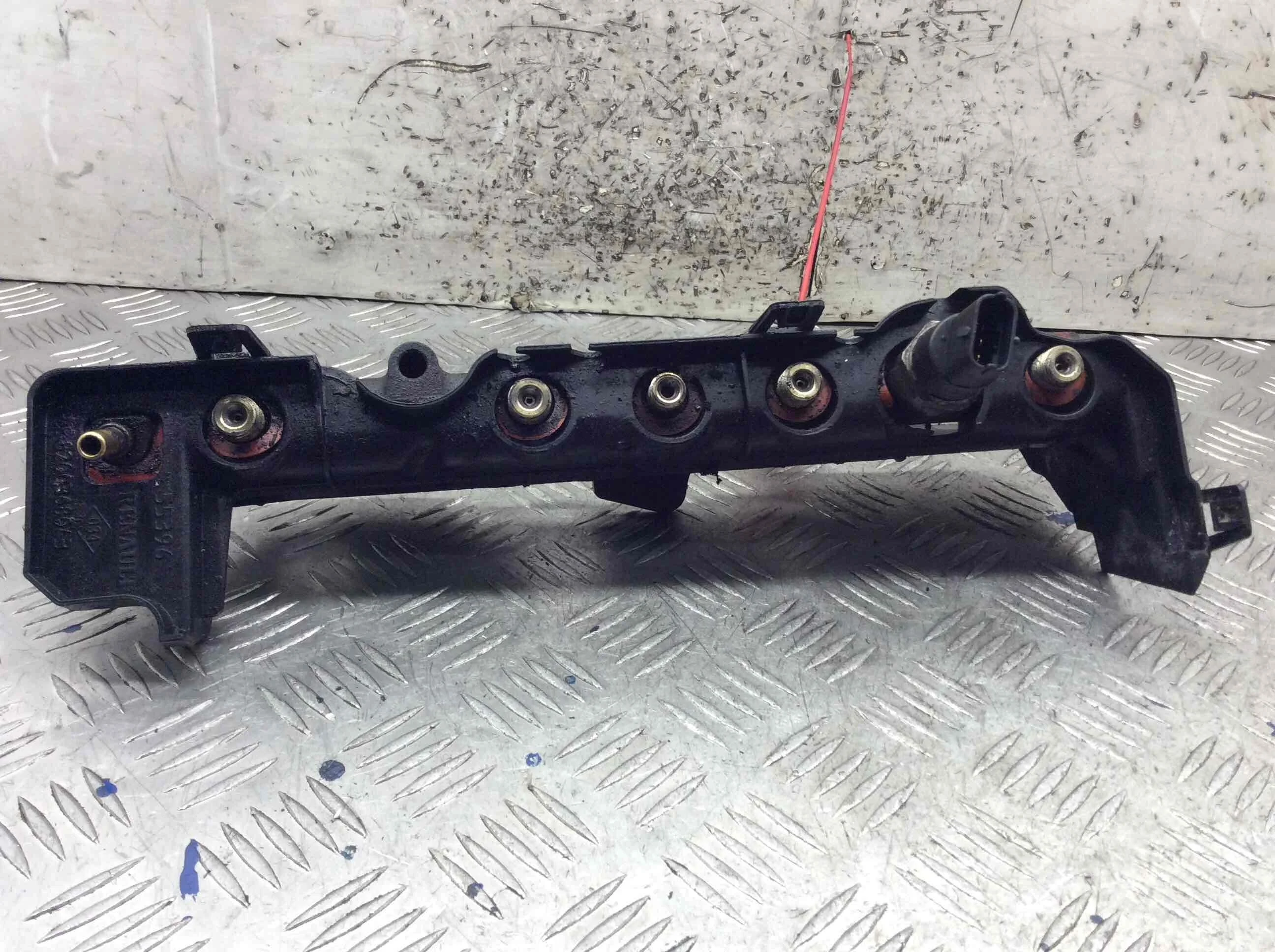 Топливная рампа Renault Laguna Laguna II (BG,KG) 2001 - 2007 дизель 1.9 DCI Механика Х/б