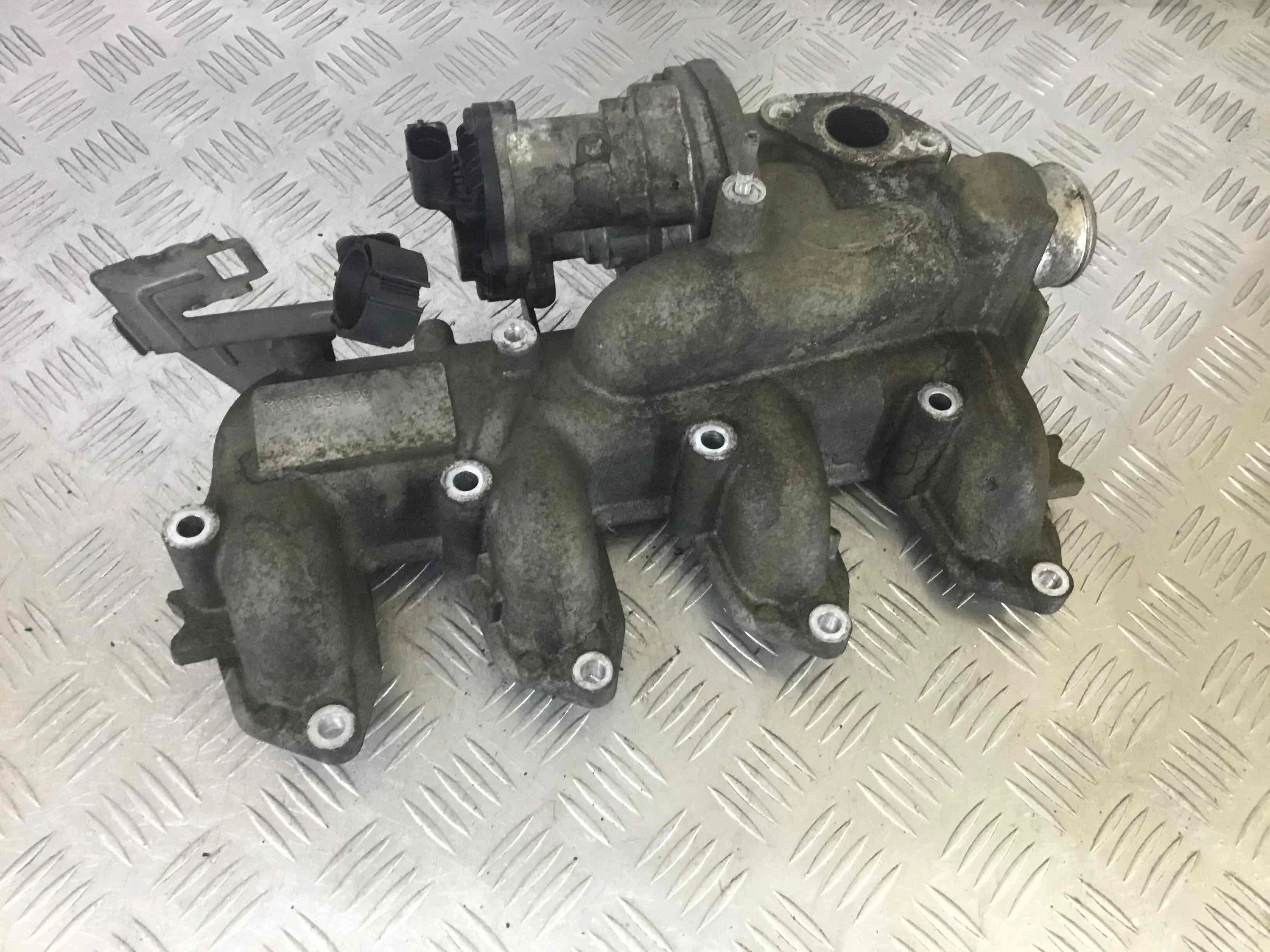 Коллектор впускной Ford Focus 2 поколение (2005-2008) дизель 1.8 TDCi Механика Х/б