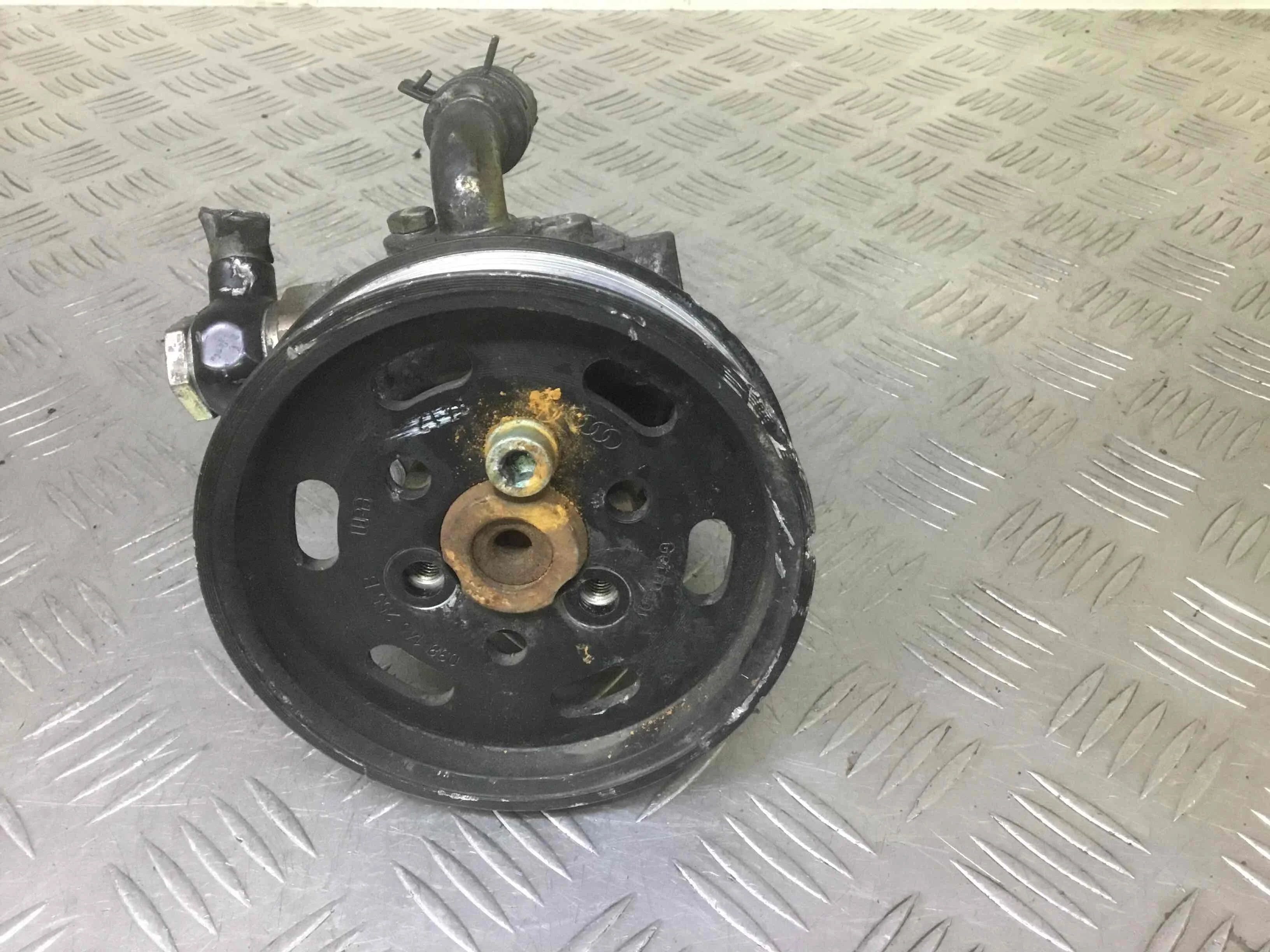 Насос гидроусилителя руля Audi A3 8L [рестайлинг] (2000-2003) дизель 1.9 TDI Механика Х/б