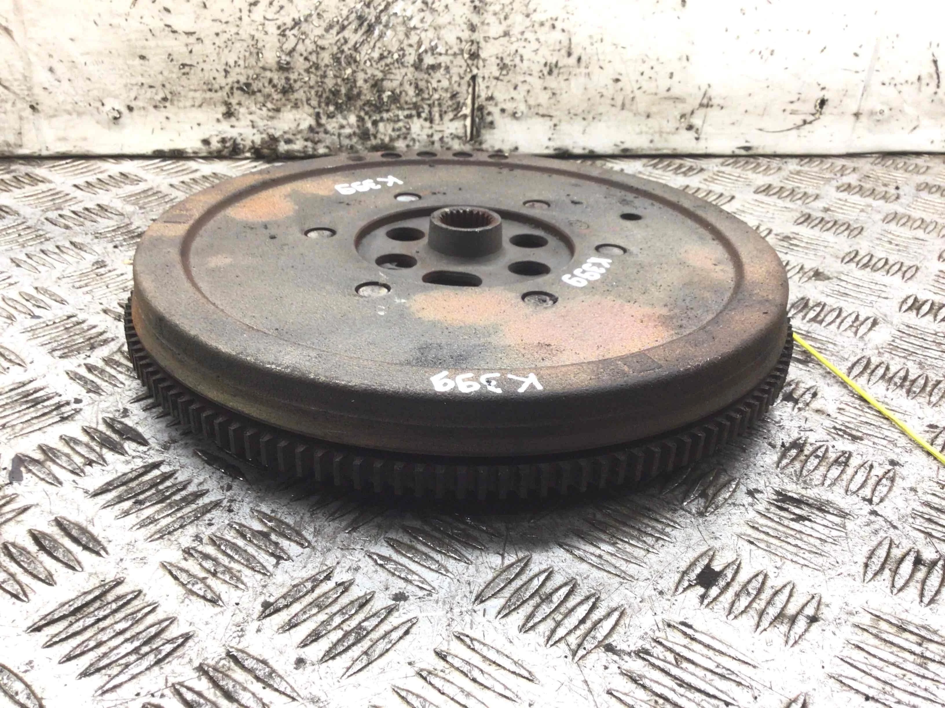 Маховик Audi A4 B6 (2000-2005) дизель 1.9 TDI Вариатор Универсал