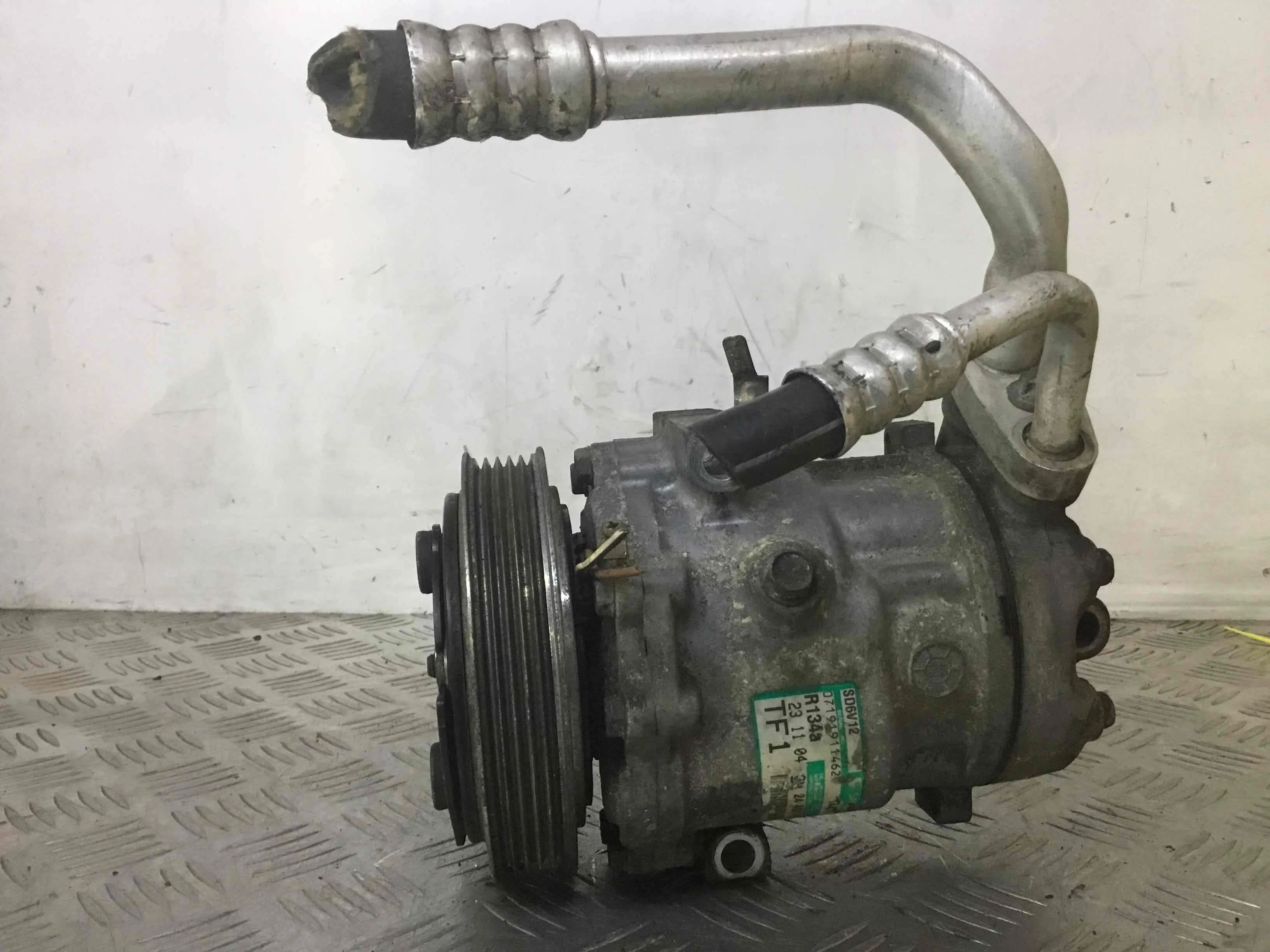 Компрессор кондиционера Opel Corsa C (2000-2003) бензин 1.2  Механика Х/б