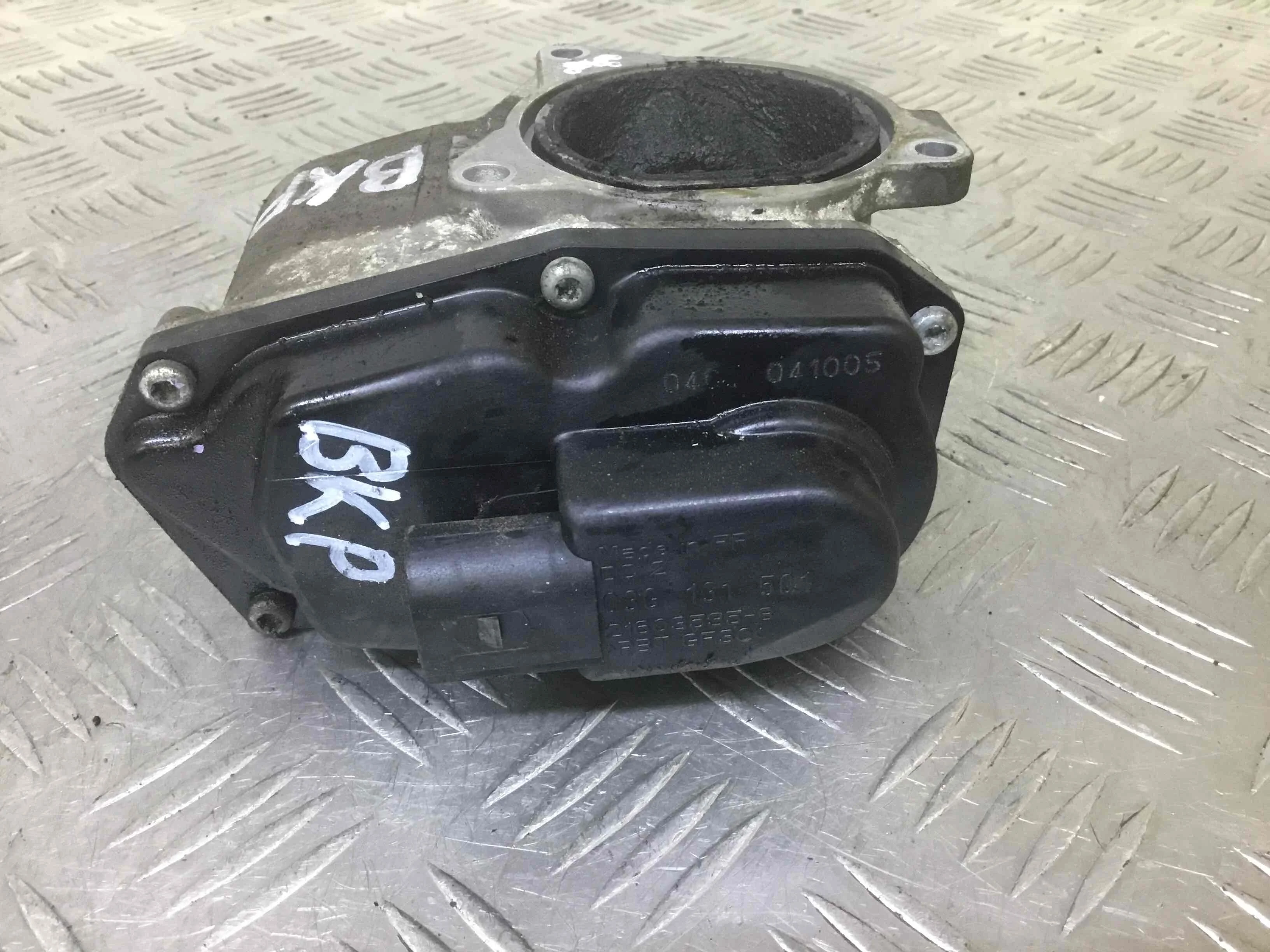 Клапан EGR Volkswagen Passat B6 (2005-2010) дизель 2.0 TDI Механика Седан