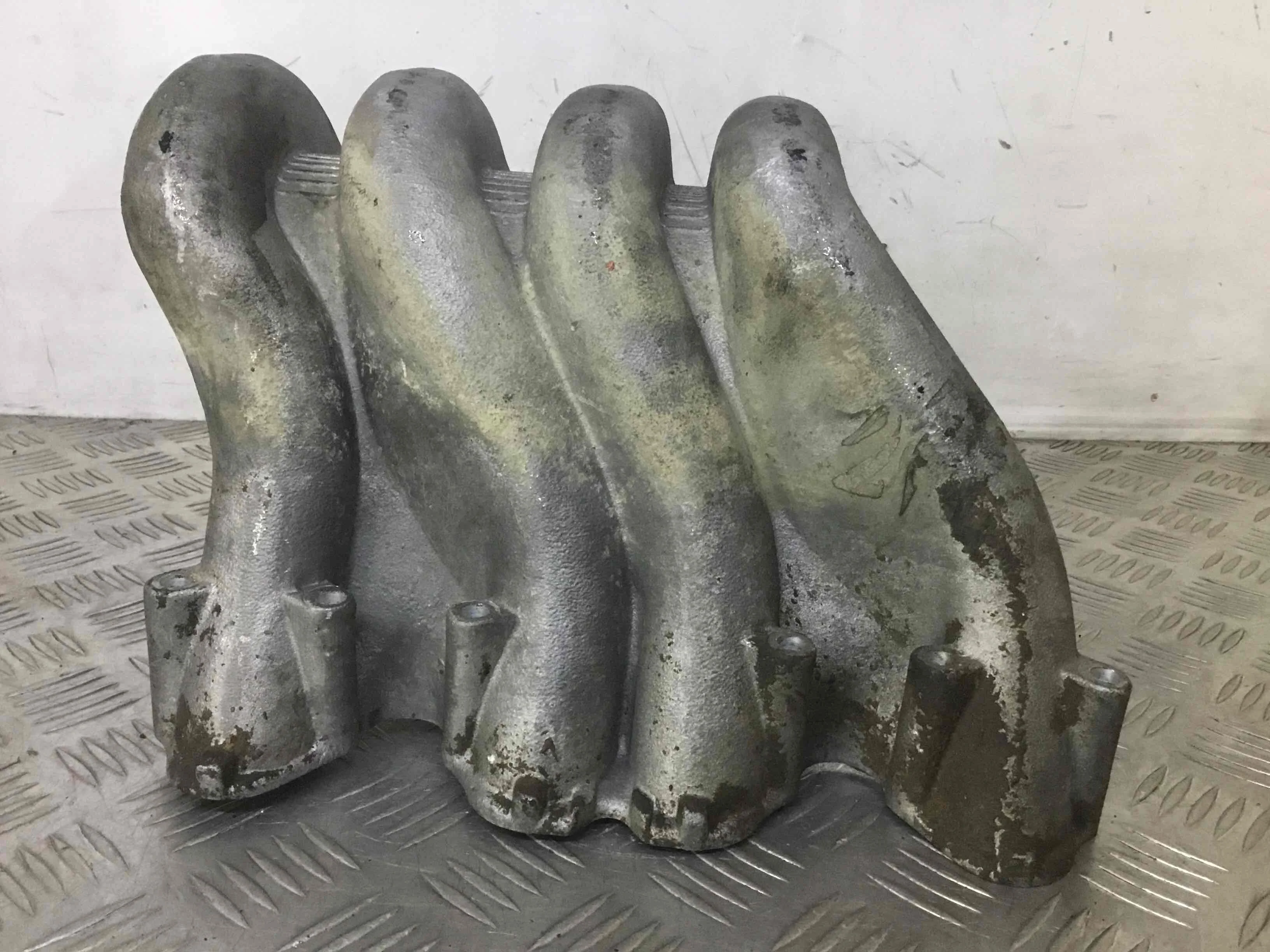 Коллектор впускной Volkswagen Caddy 2 поколение 1995 - 2004 дизель 1.7 SDi Механика Фургон