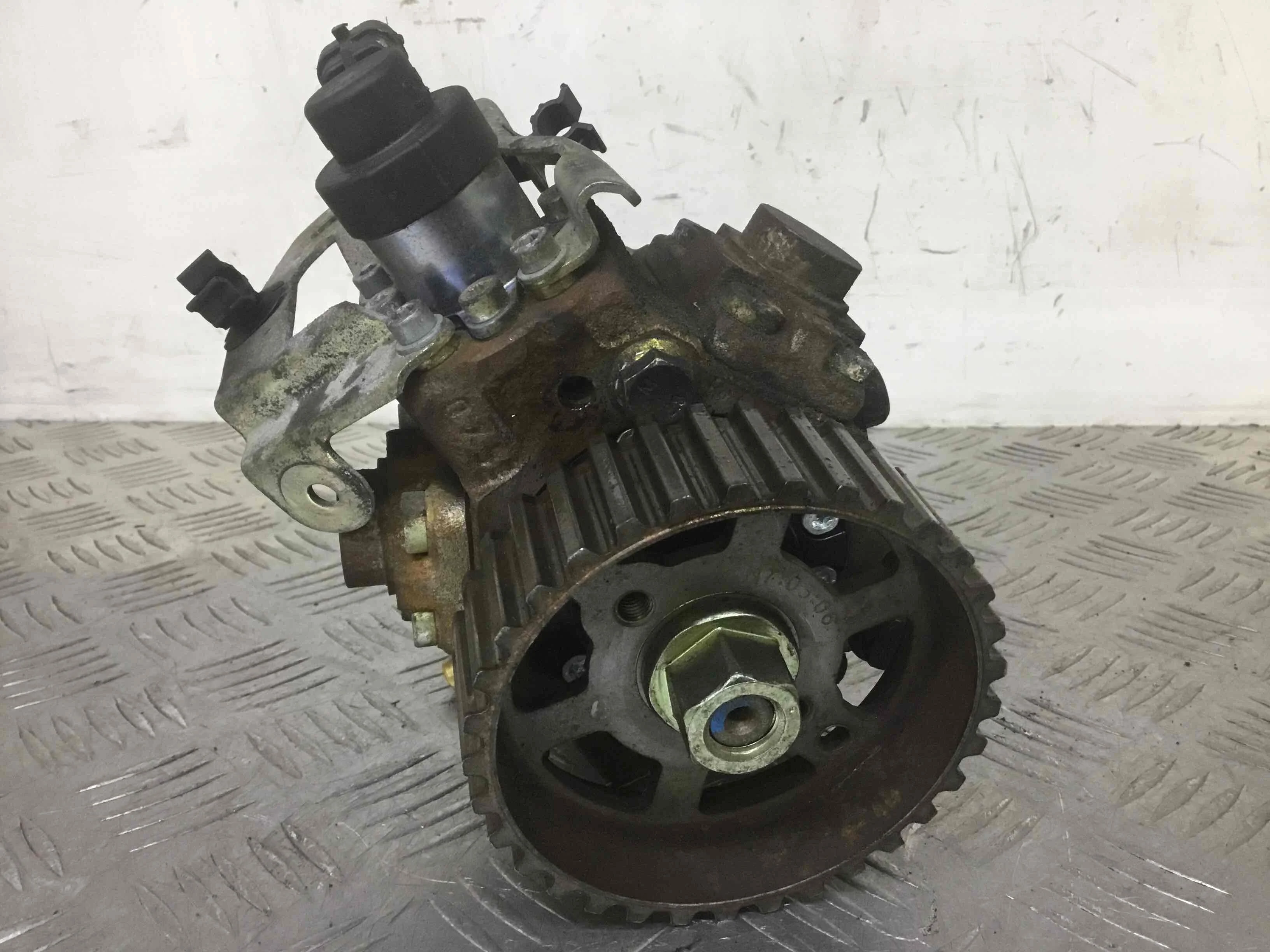 ТНВД Peugeot 207 1 поколение (2006-2009) дизель 1.6 HDi Механика Х/б