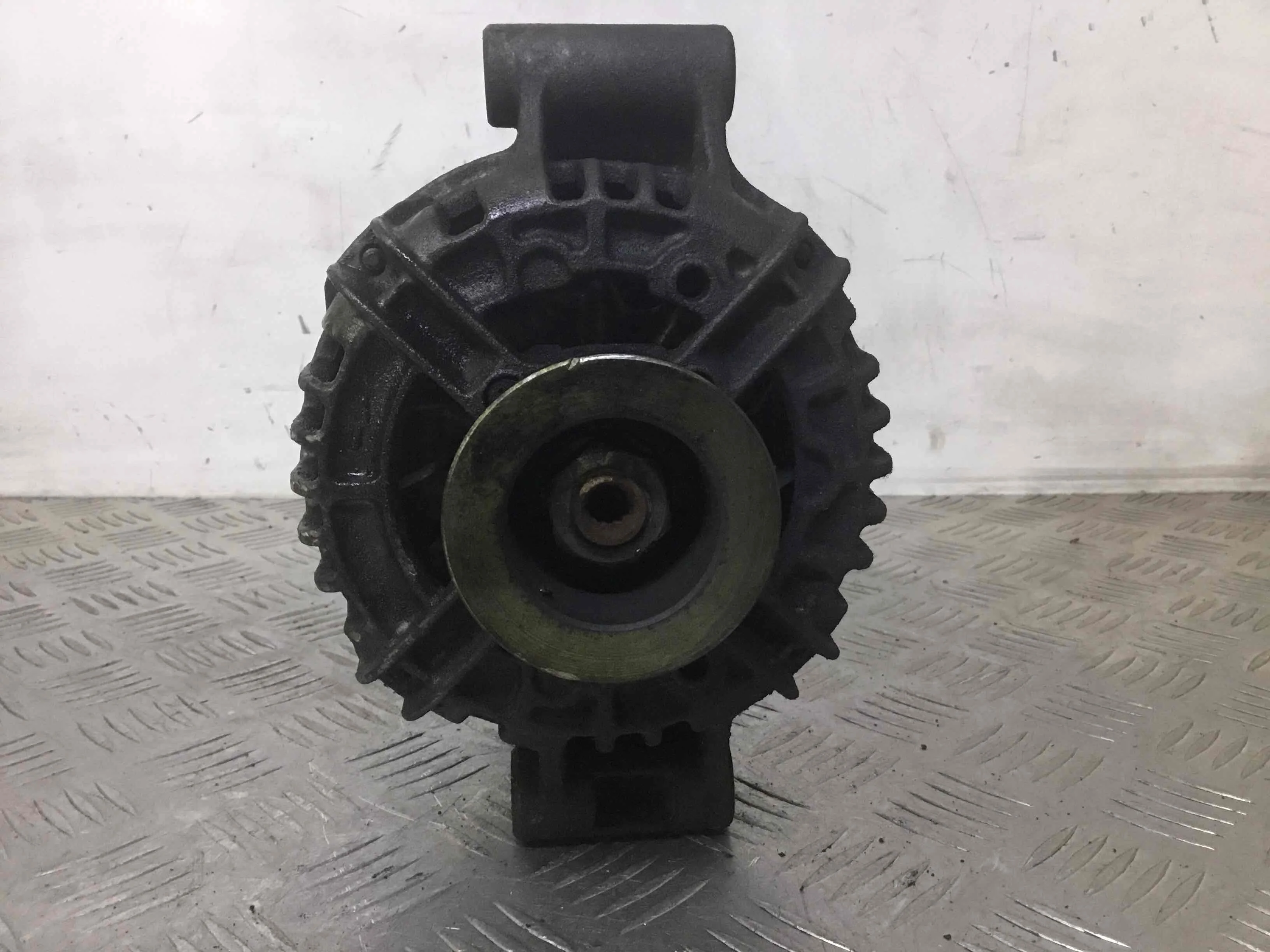 Генератор Ford Transit 3 поколение (2000-2006) дизель 2.0 TDI Механика