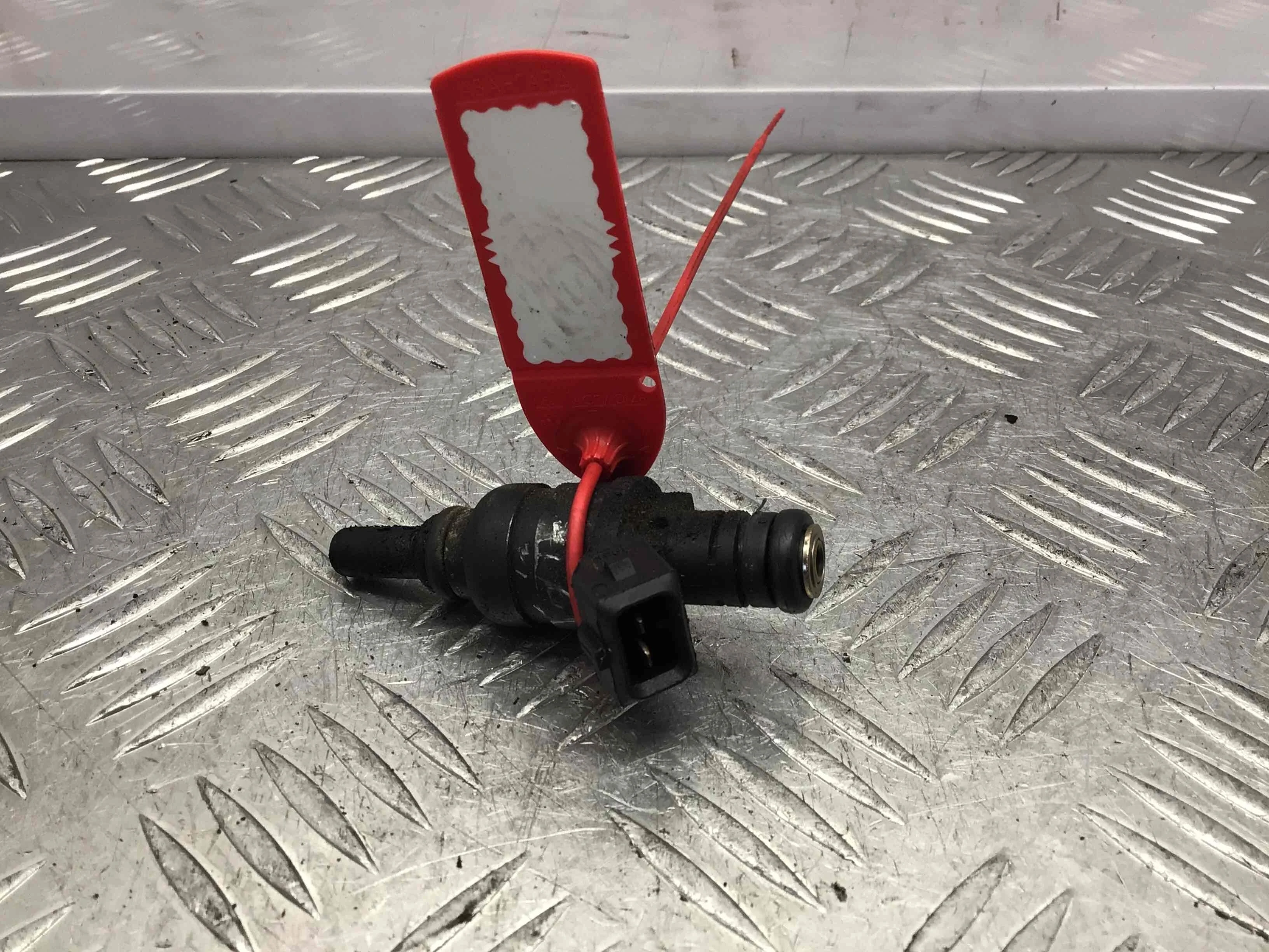 Форсунка BMW 3-Series 3-Series E46 1998 - 2006 бензин 2.5 i Автомат Седан