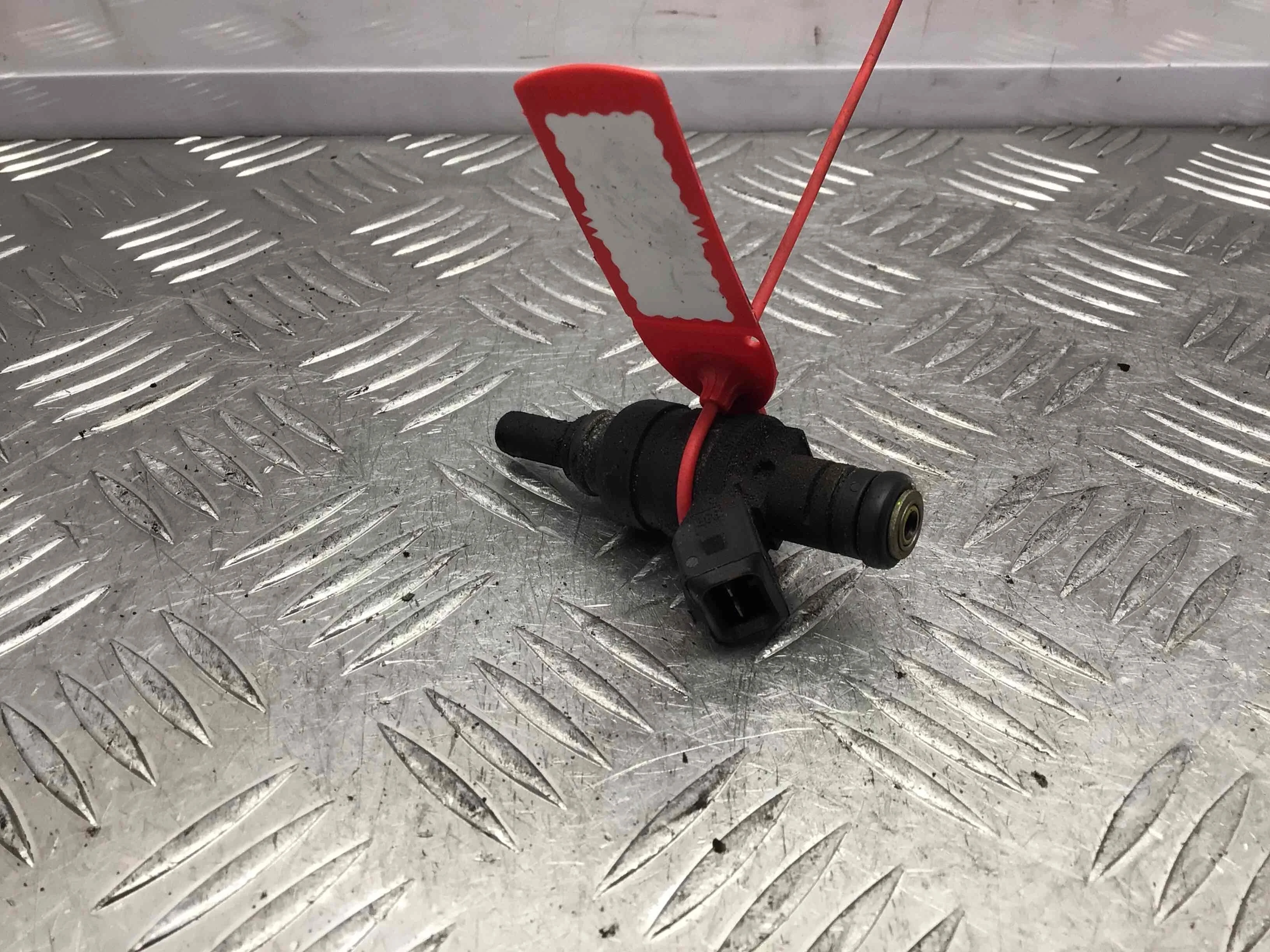 Форсунка BMW 3-Series 3-Series E46 1998 - 2006 бензин 2.5 i Автомат Седан