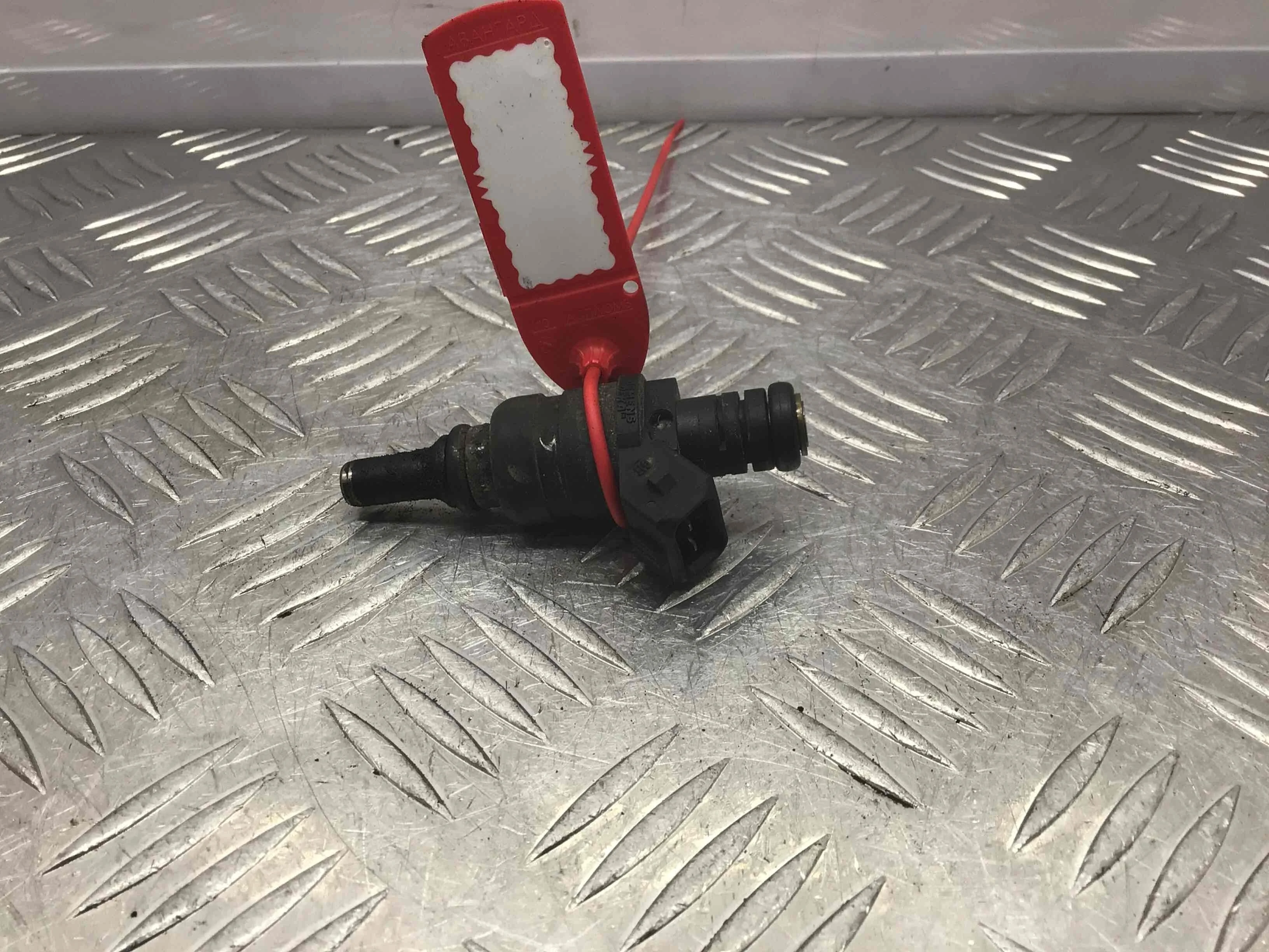 Форсунка BMW 3-Series 3-Series E90/E91/E92/E93 2005 - 2010 бензин 2.5 i Автомат Седан