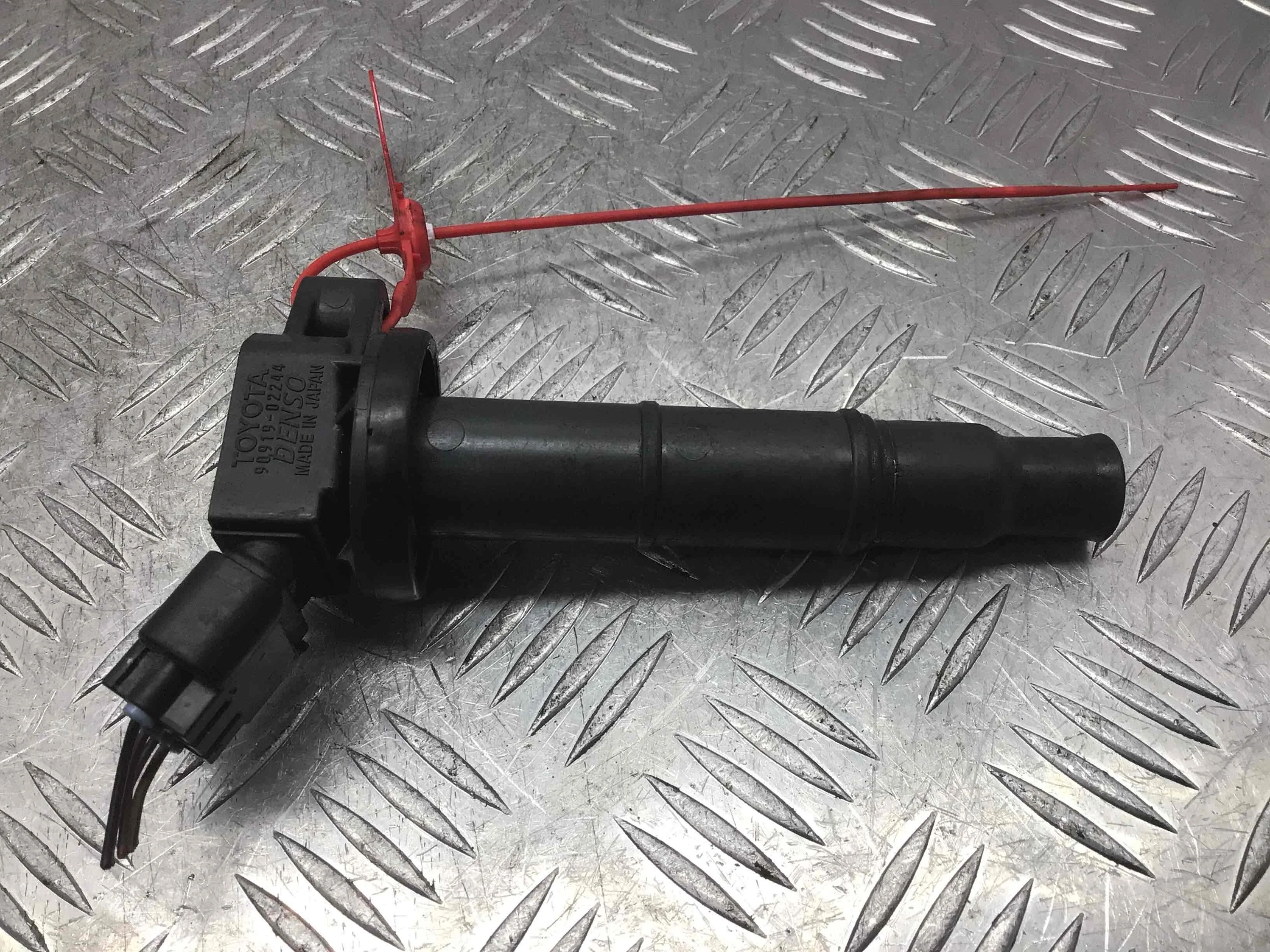 Катушка зажигания Toyota Avensis 2 поколение (2003-2006) бензин 2.0 i Механика Седан