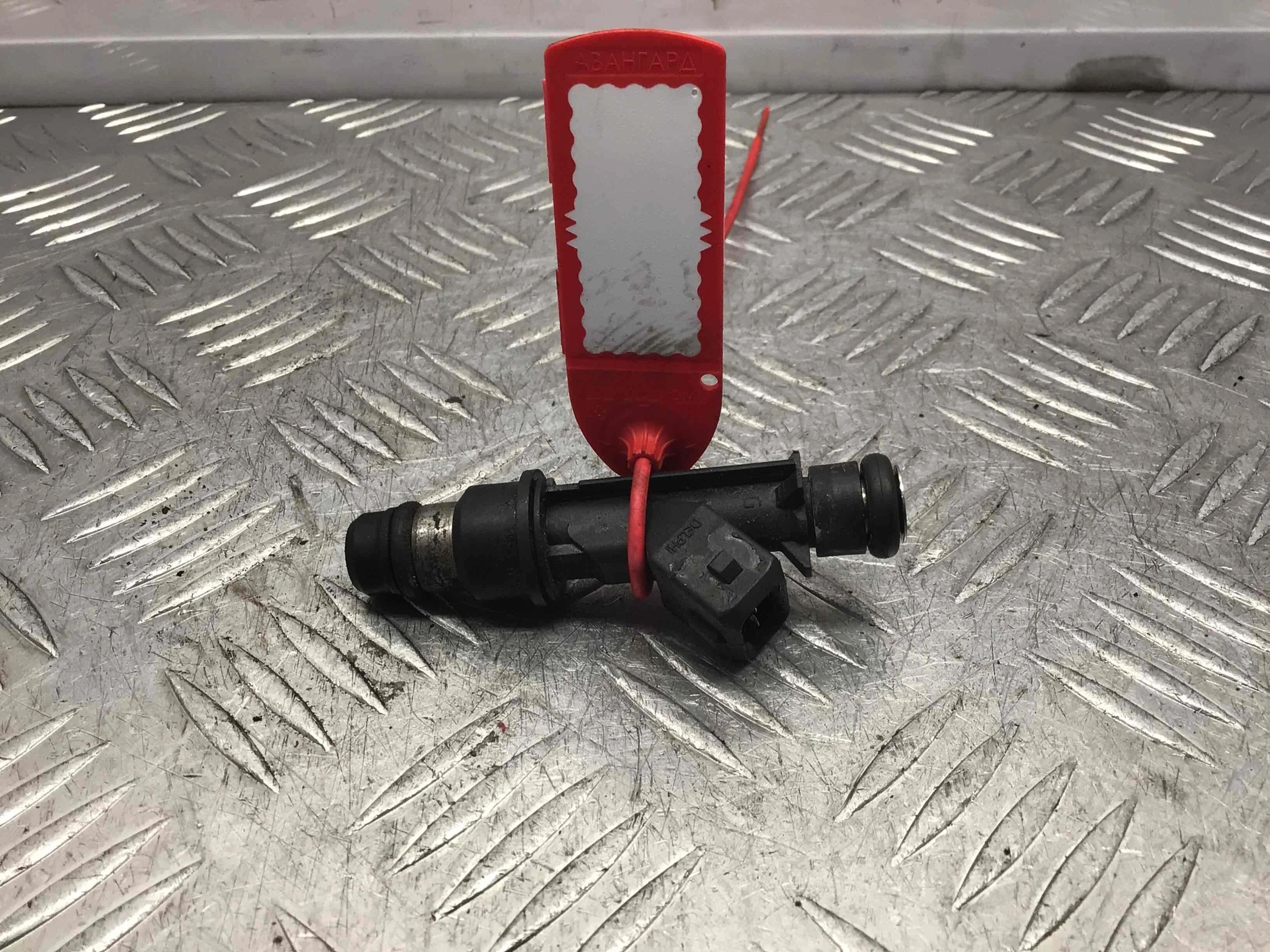 Форсунка Opel Corsa C (2000-2003) бензин 1.4 i Механика Х/б