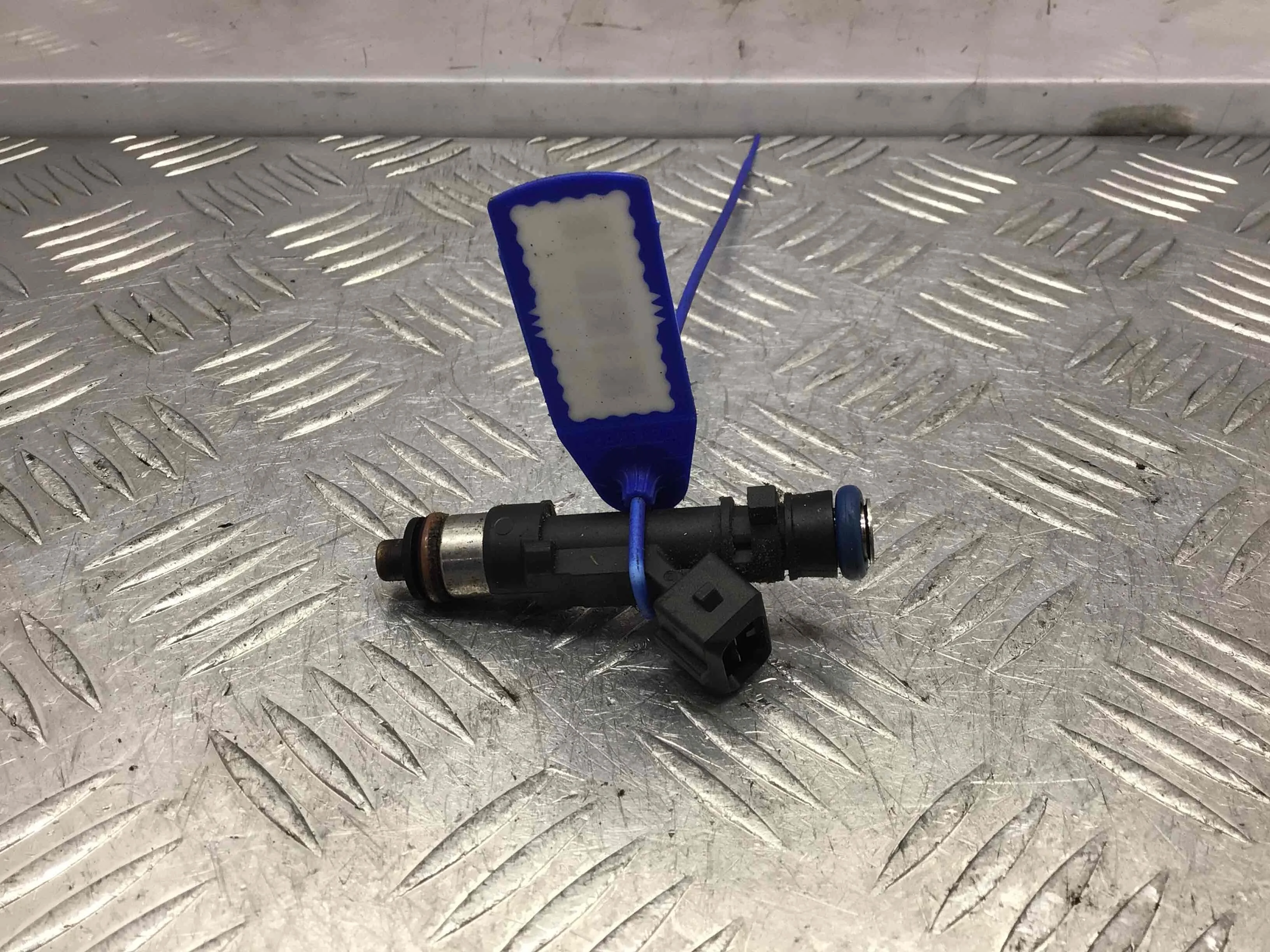 Форсунка Opel Corsa D (2006-2011) бензин 1.2 i Механика Х/б