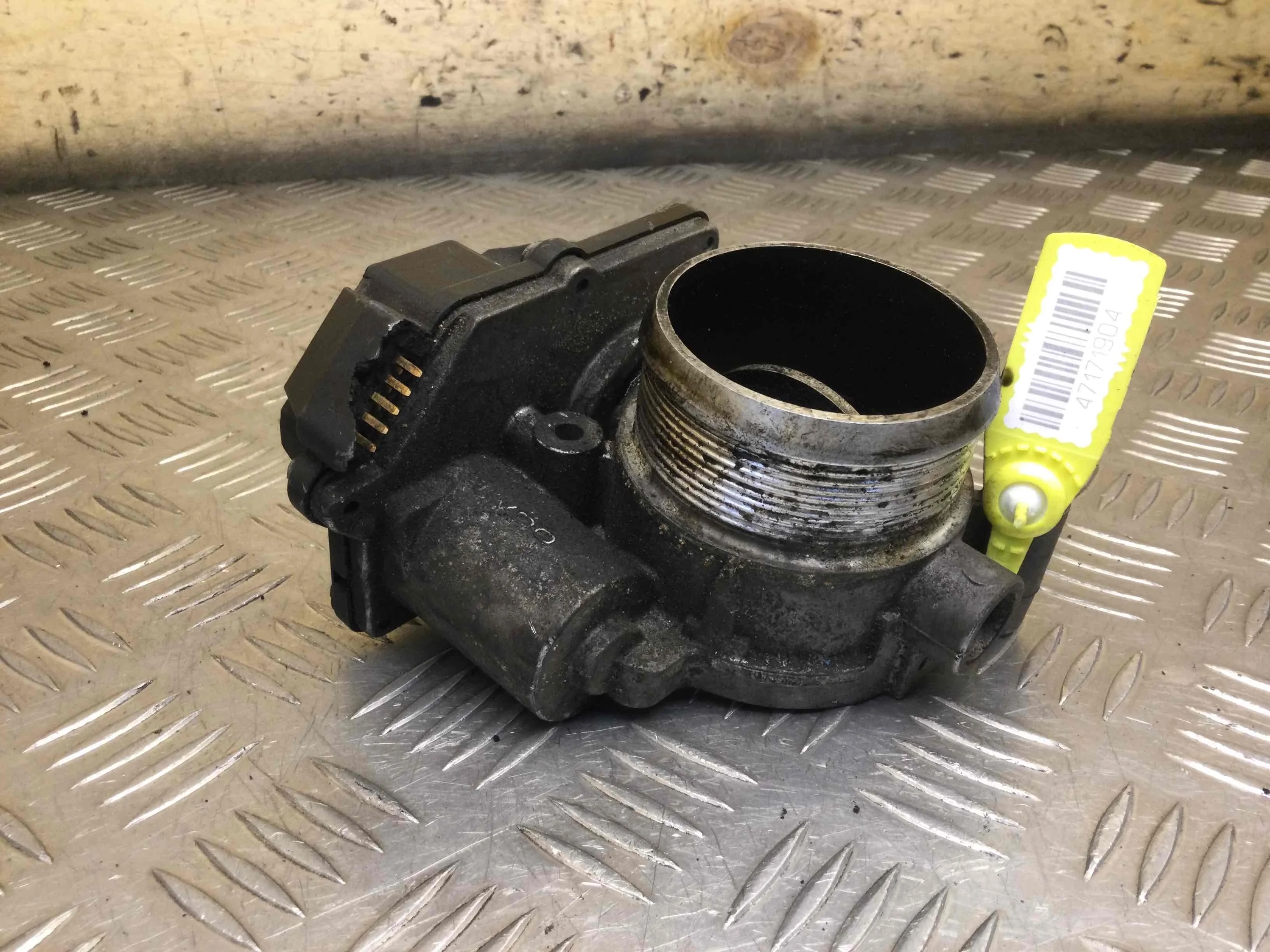 Заслонка дроссельная Audi A6 C6/4F (2004-2008) дизель 2.7 DTI  Седан