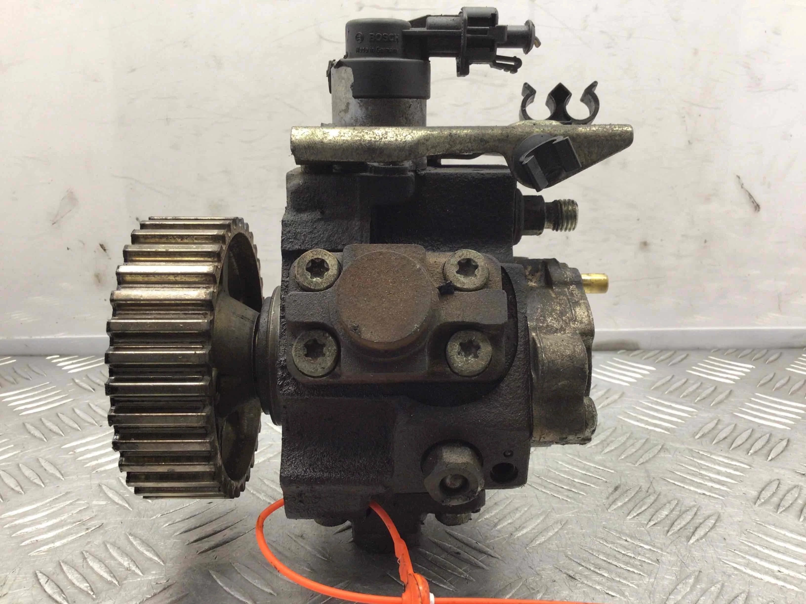 ТНВД Ford Focus 2 поколение (2005-2008) дизель 1.6 DTI Механика Седан