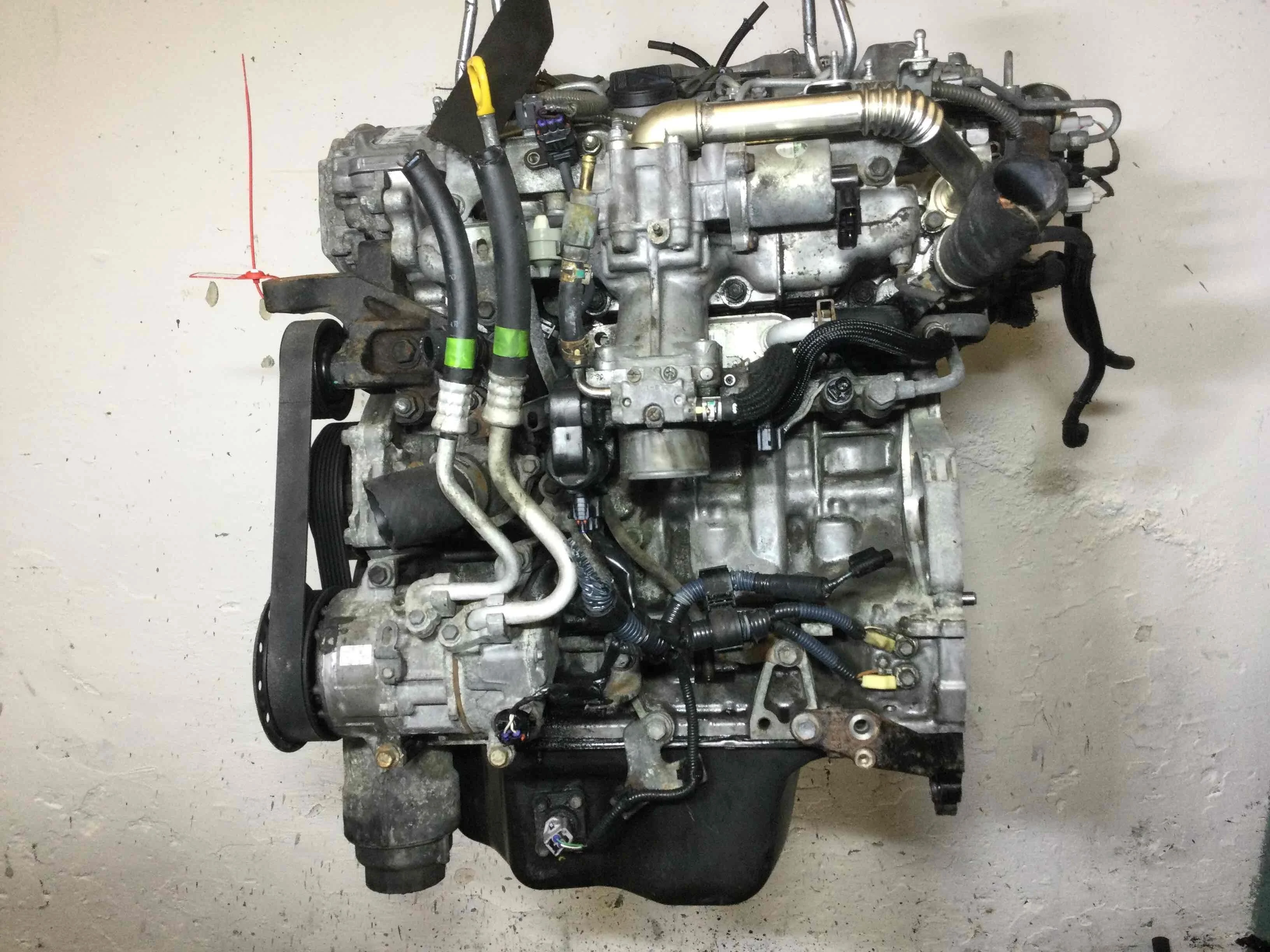 Двигатель Toyota RAV 4 2 поколение (XA20) [рестайлинг] (2003-2006) дизель 2.2 D Механика