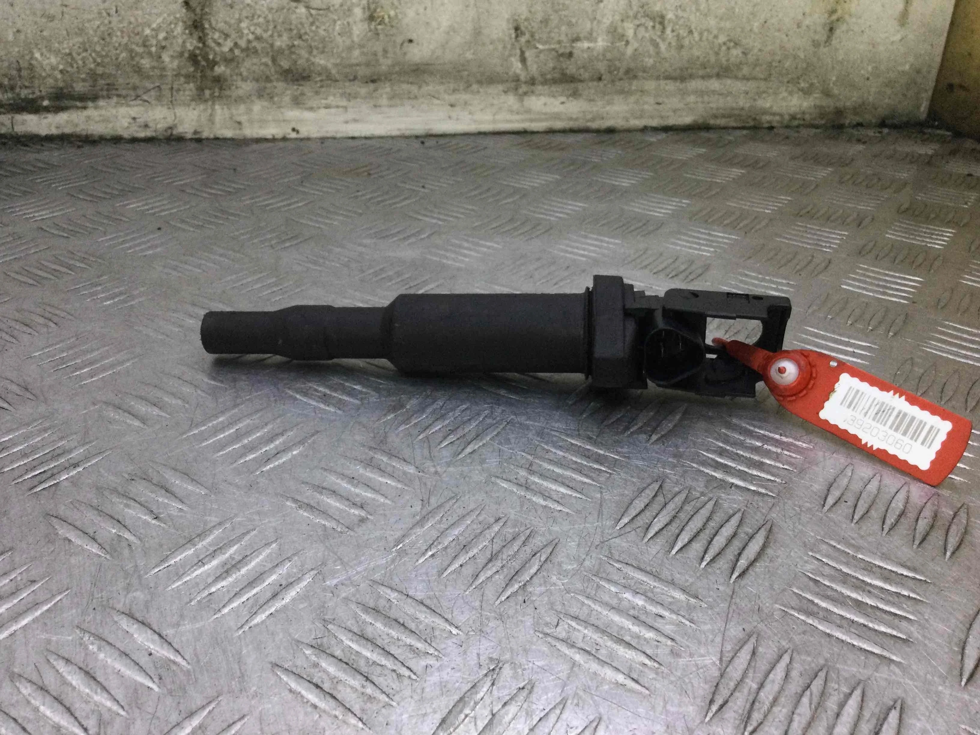 Катушка зажигания BMW 3-Series 3-Series E46 1998 - 2006 бензин 2.0 i Автомат Седан