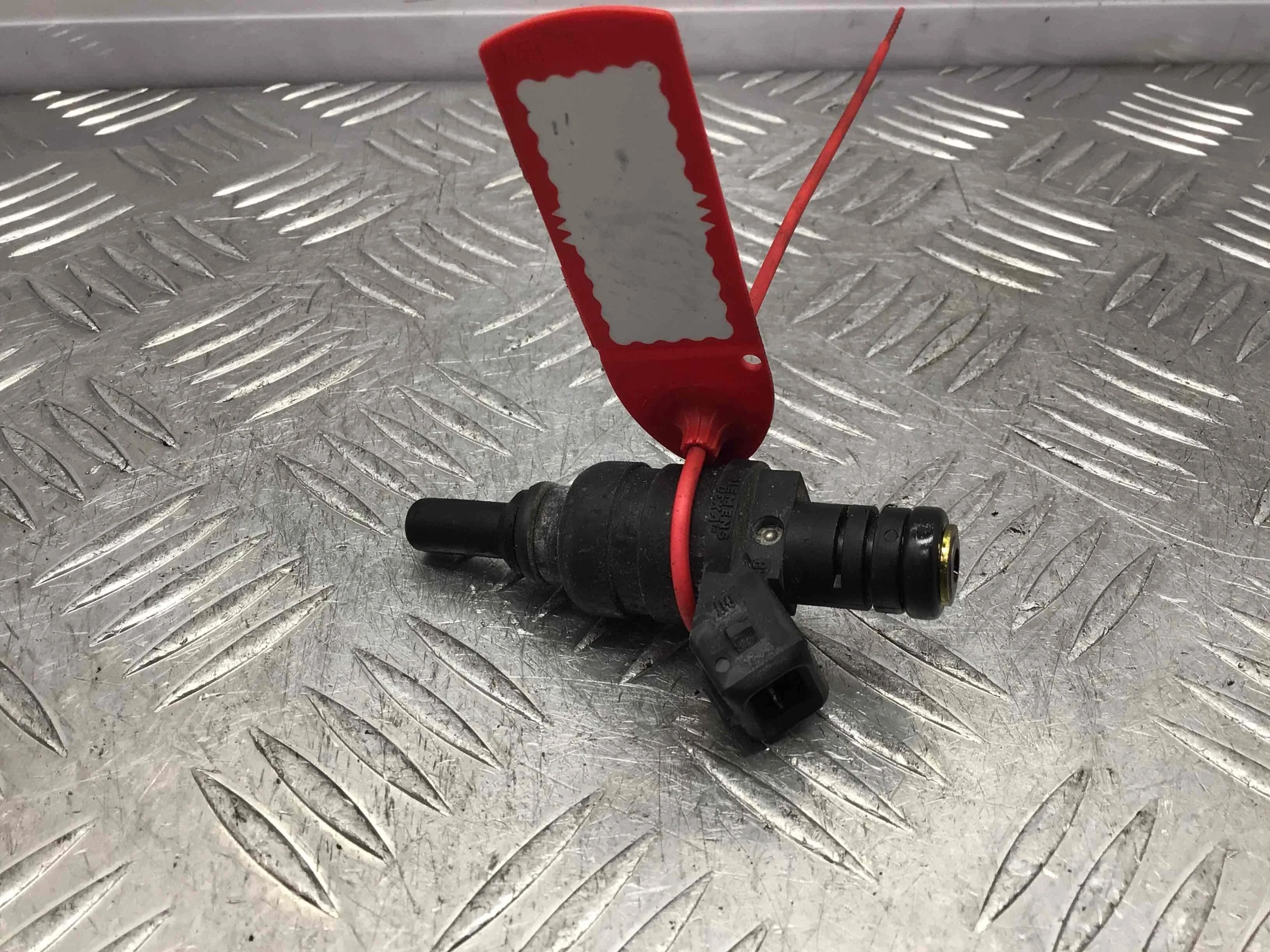 Форсунка BMW 3-Series 3-Series E90/E91/E92/E93 2005 - 2010 бензин 2.5 i Автомат Седан