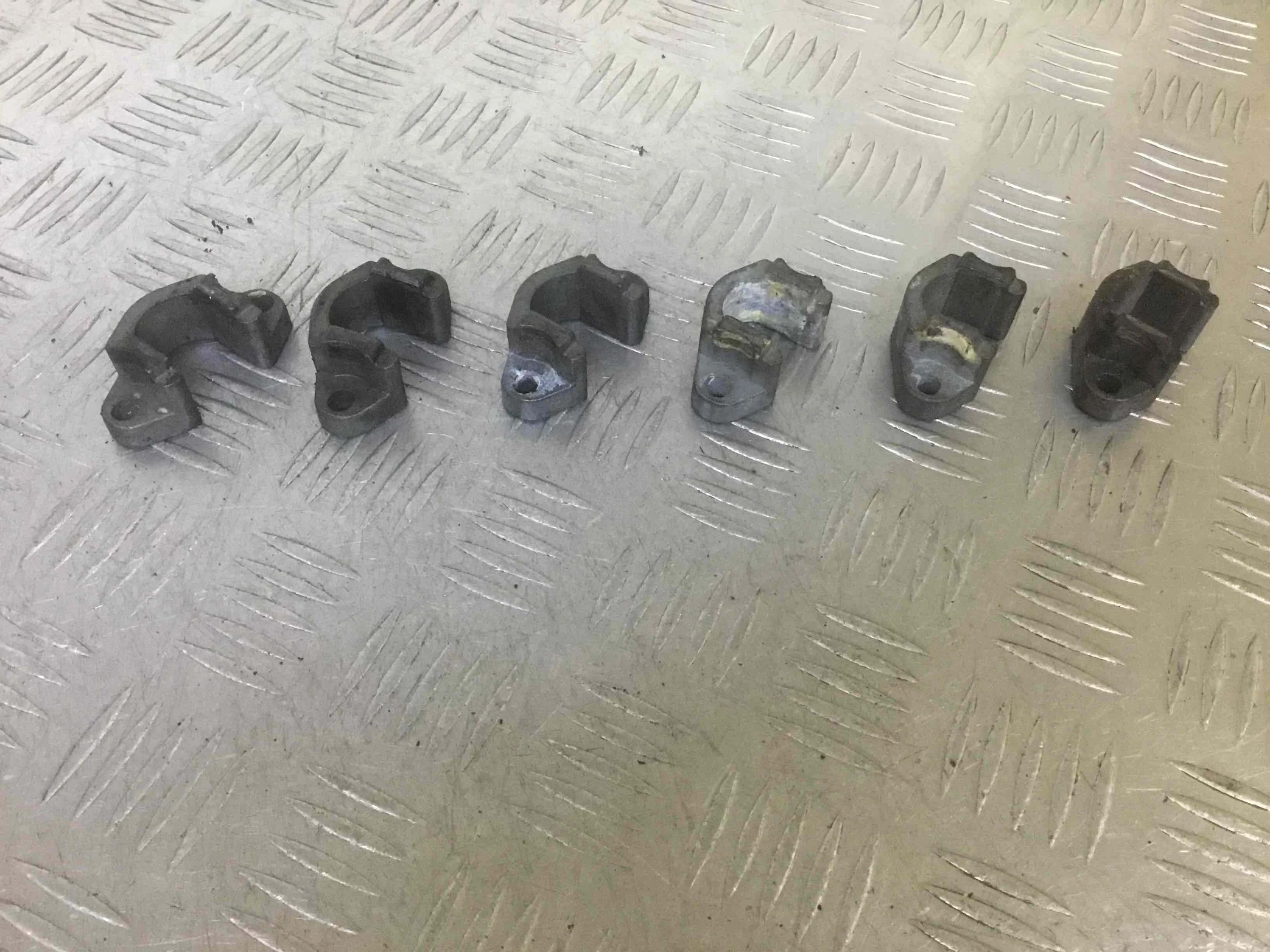 Скоба (кронштейн) крепления форсунки BMW 3-Series 3-Series E46 1998 - 2006 дизель 3.0 D Механика Седан