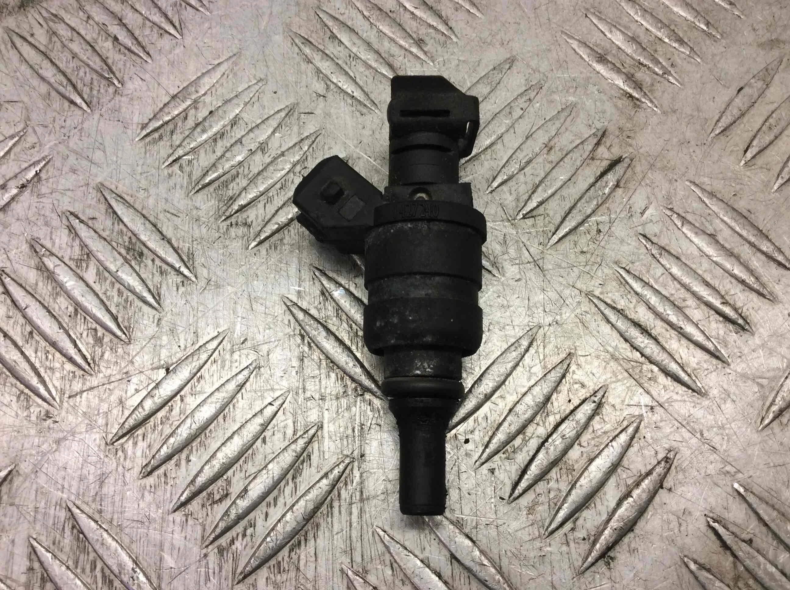 Форсунка BMW 3-Series 3-Series E46 1998 - 2006 бензин 2.2 i Механика Седан