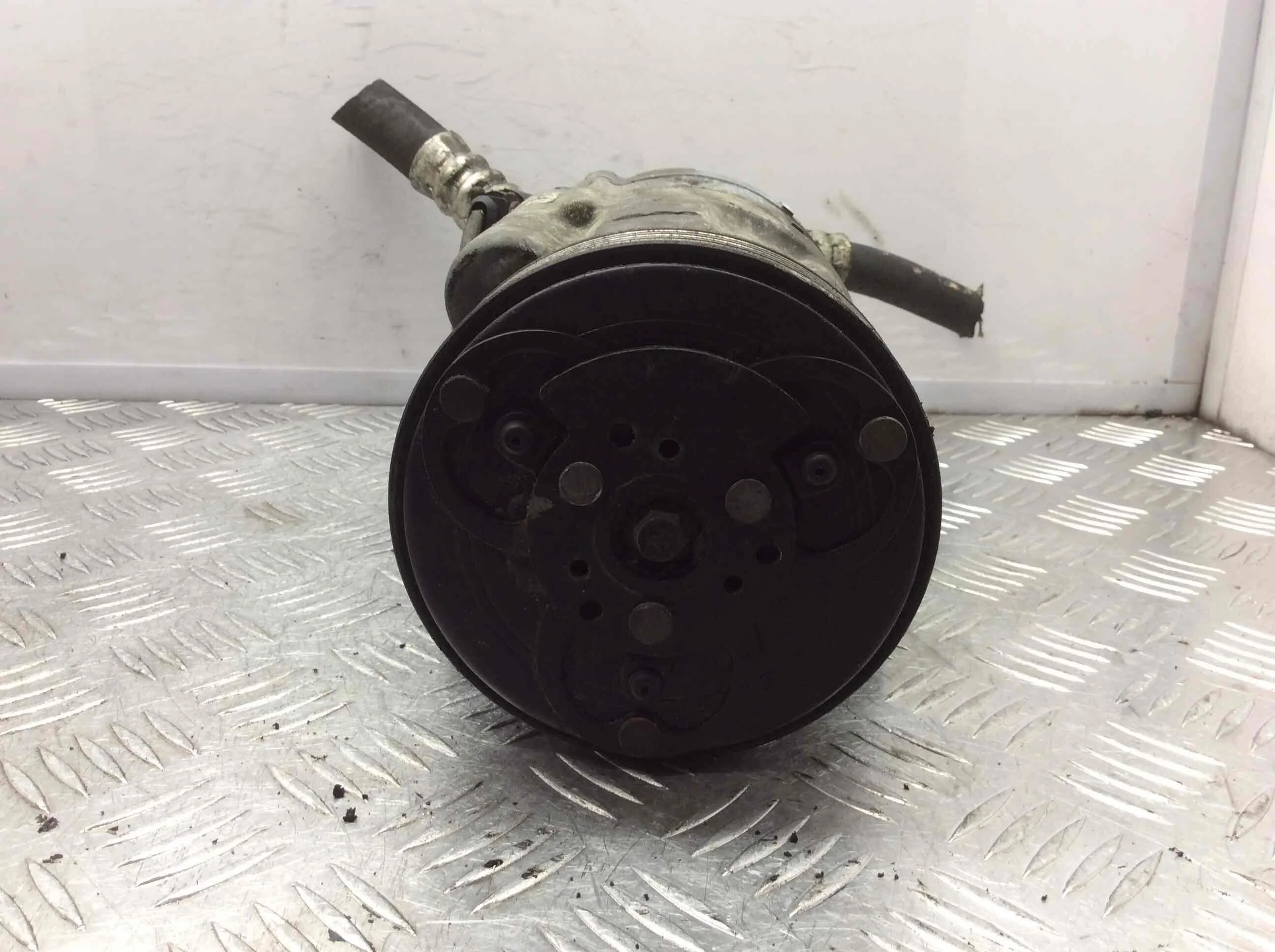 Компрессор кондиционера Audi A3 8L [рестайлинг] (2000-2003) дизель 1.9 TDI Механика Х/б