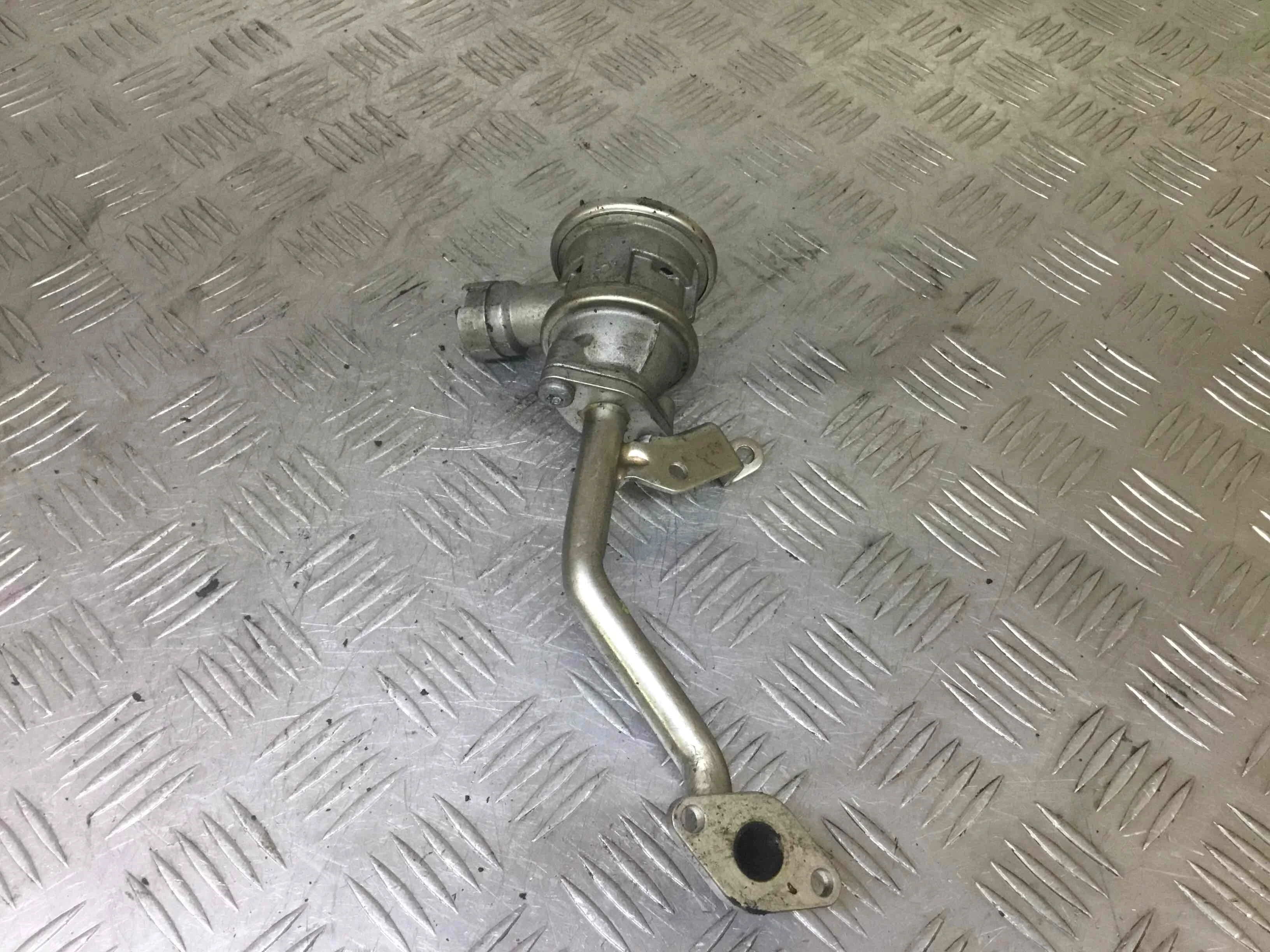 Клапан вентиляции картерных газов Audi A8 A8 D3 (4E2) 2002 - 2010 бензин 4.2 i Автомат Седан