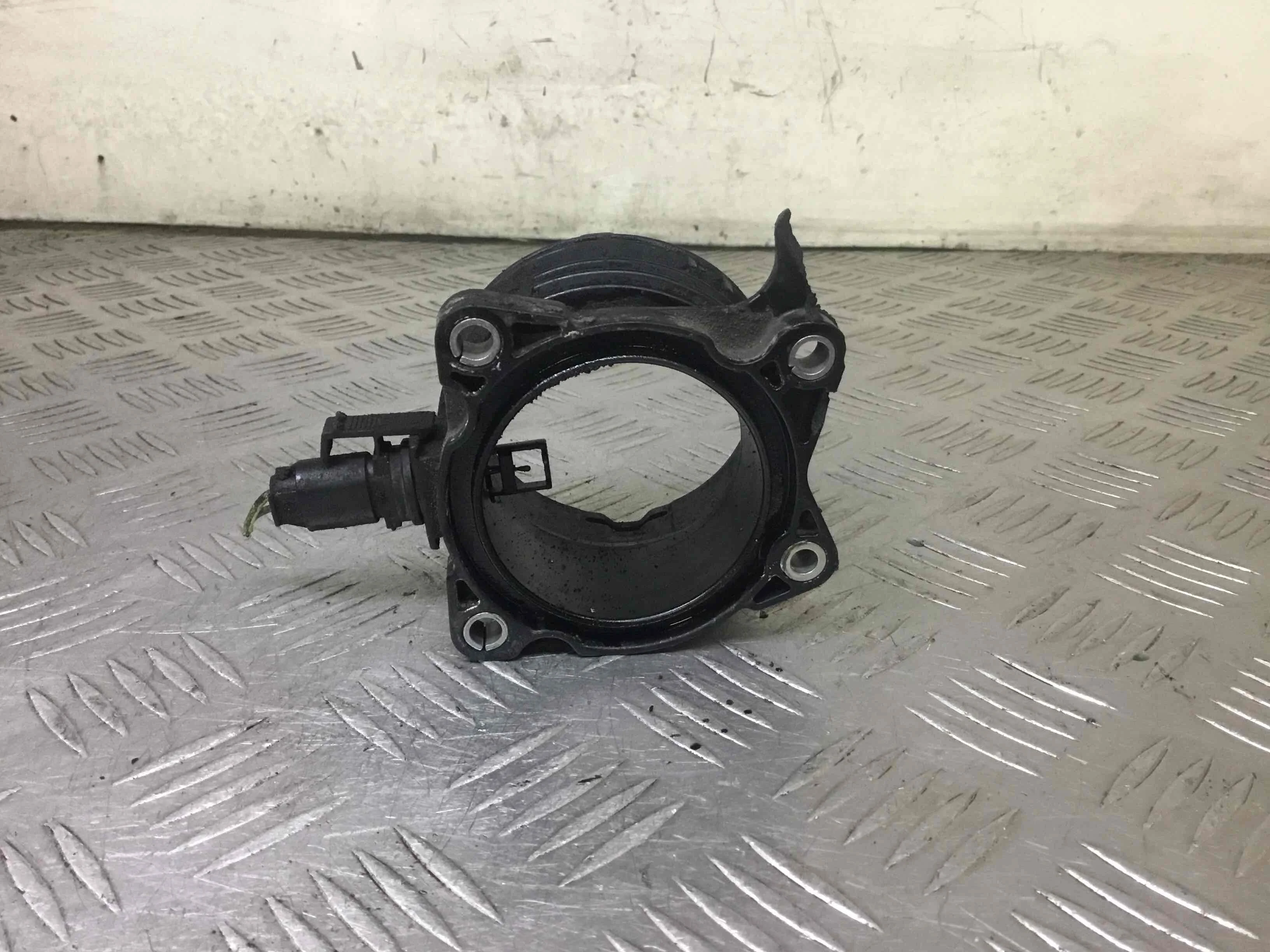 Патрубок впускного коллектора Mercedes Sprinter Sprinter II (w906) 2006 - 2017 дизель 3.0 CDI Механика Микроавтобус