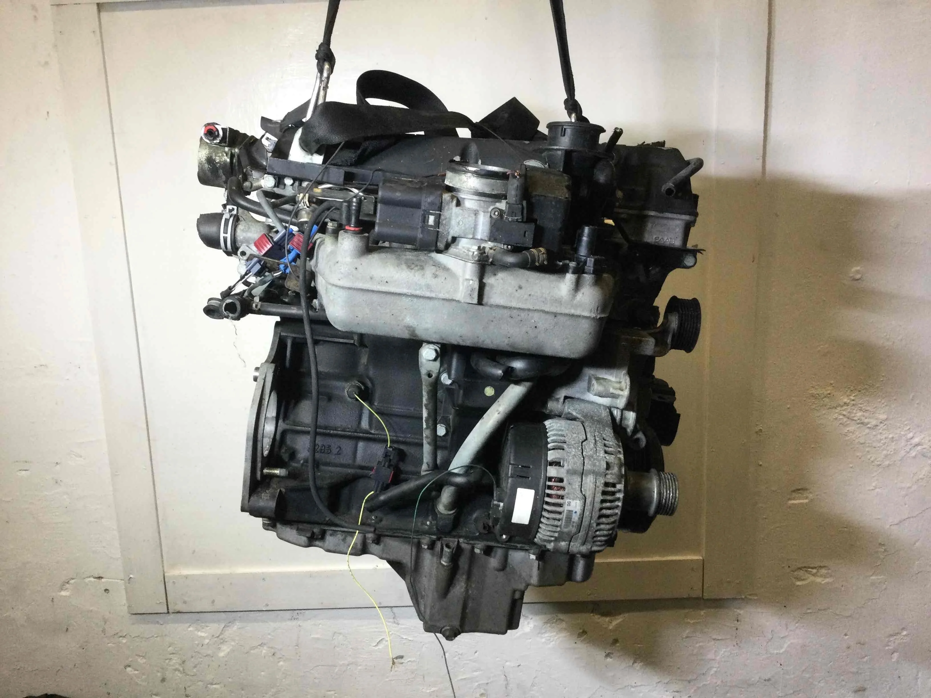 Двигатель SAAB 9-3 1 поколение (1998-2002) бензин 2.0 i Автомат Седан