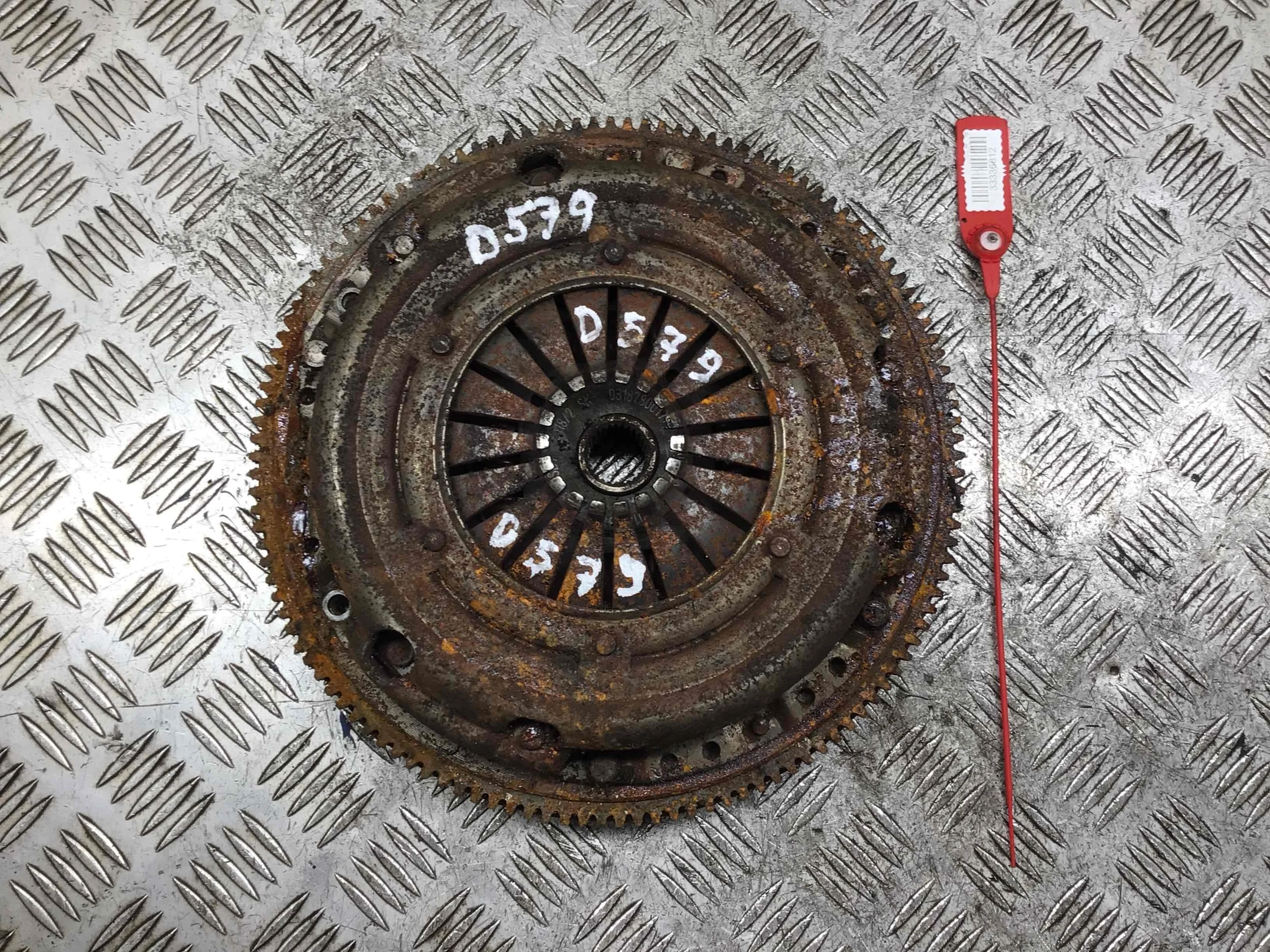 Маховик Volkswagen Fox 1 поколение (2003-2009) бензин 1.2 i Механика Х/б