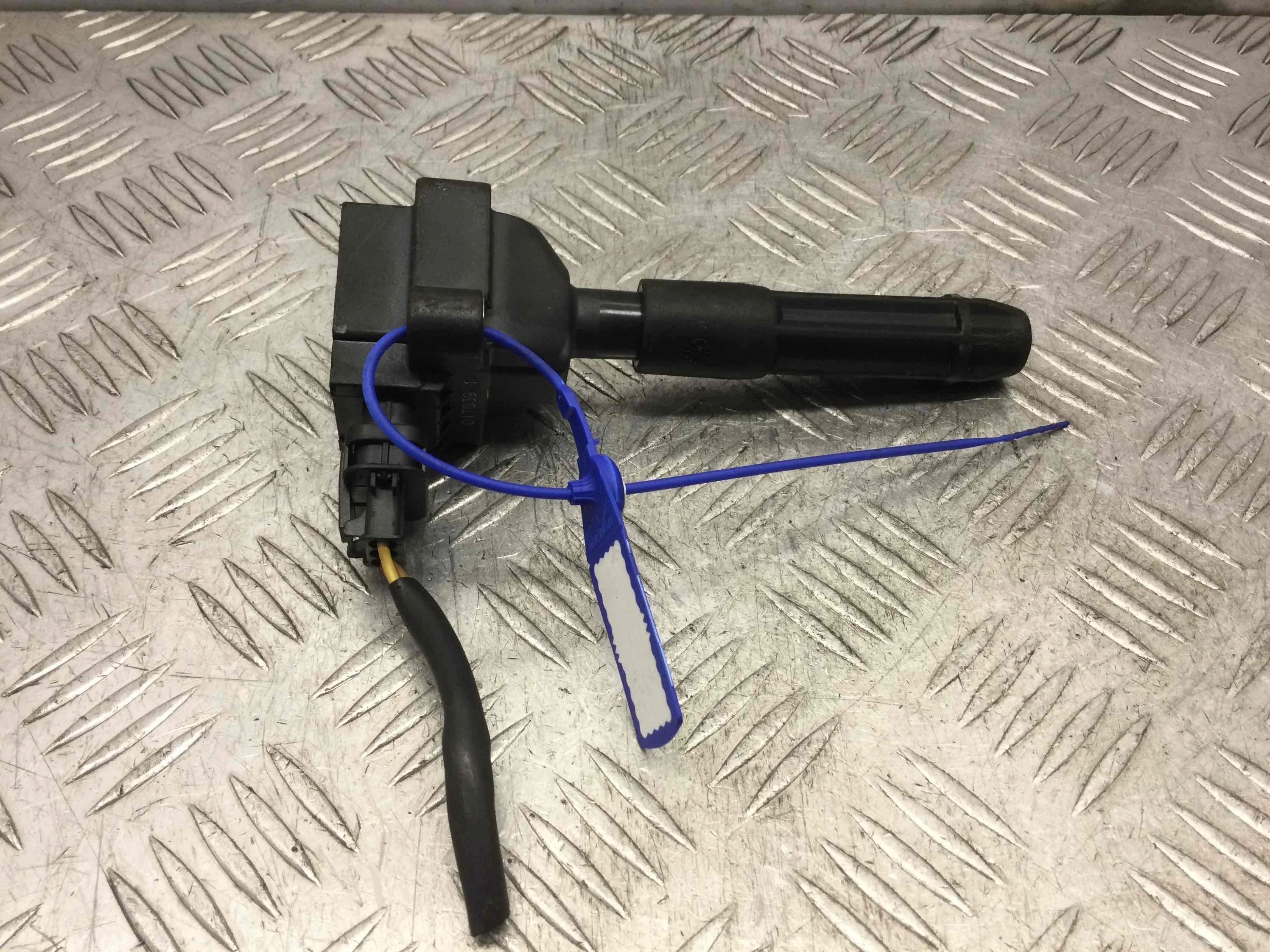 Катушка зажигания Mercedes E-klasse E-klasse (W210) 1995 - 2003 бензин 2.3 i Механика