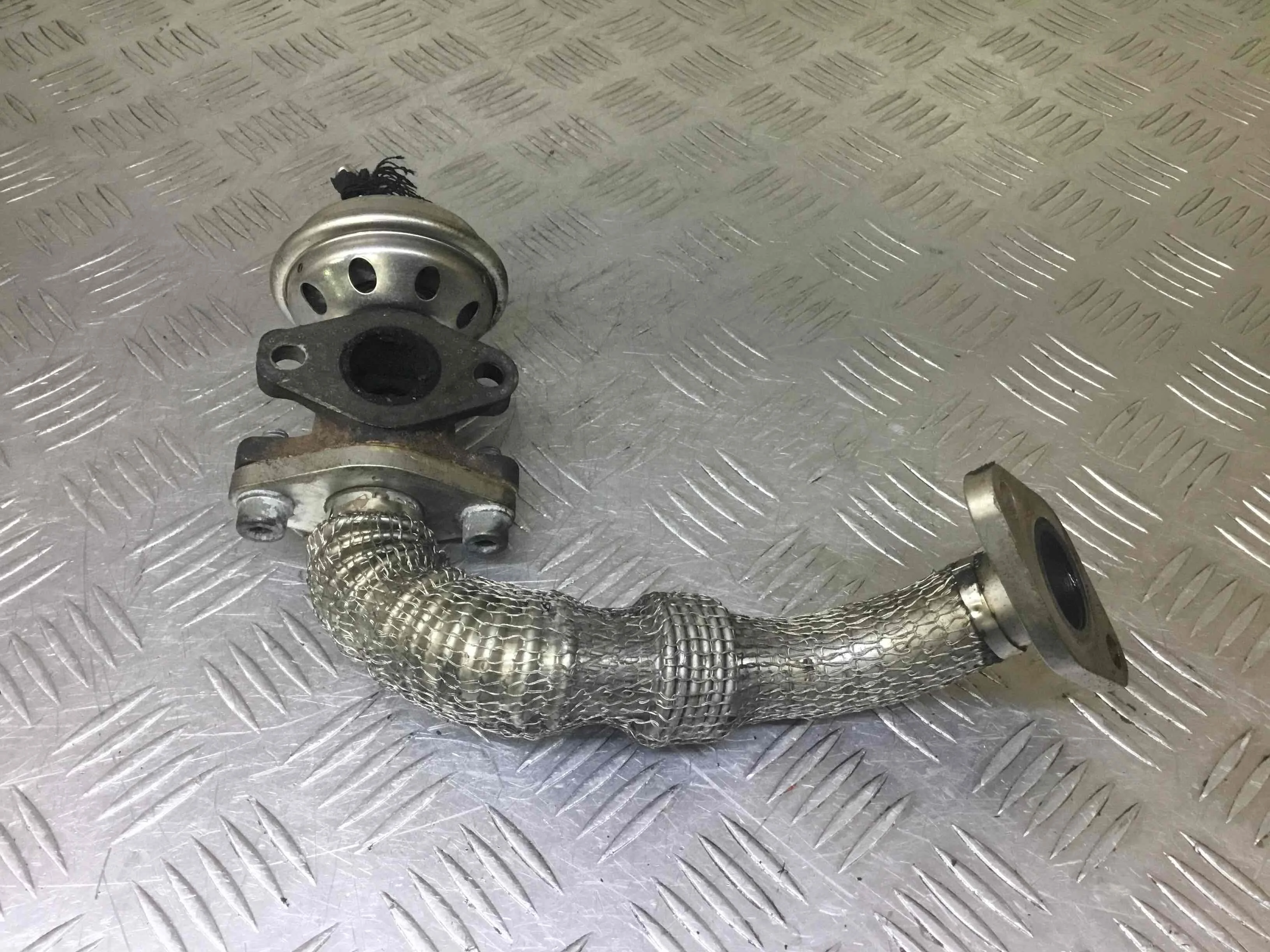 Клапан EGR Audi A4 B5 (1994-1999) дизель 1.9 TDI Механика Седан