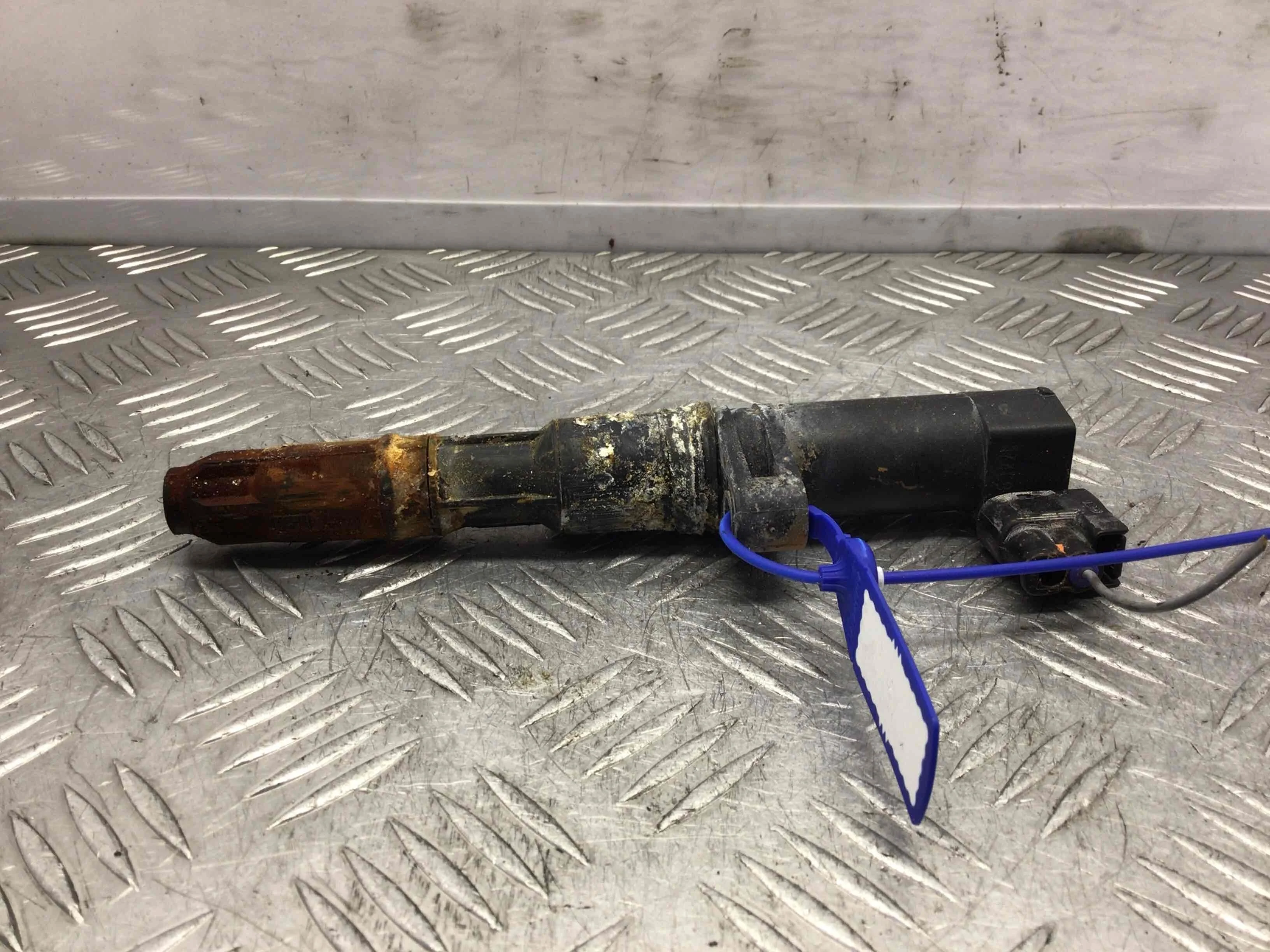 Катушка зажигания Renault Megane 2 поколение (2002-2006) бензин 1.6 i Механика Х/б