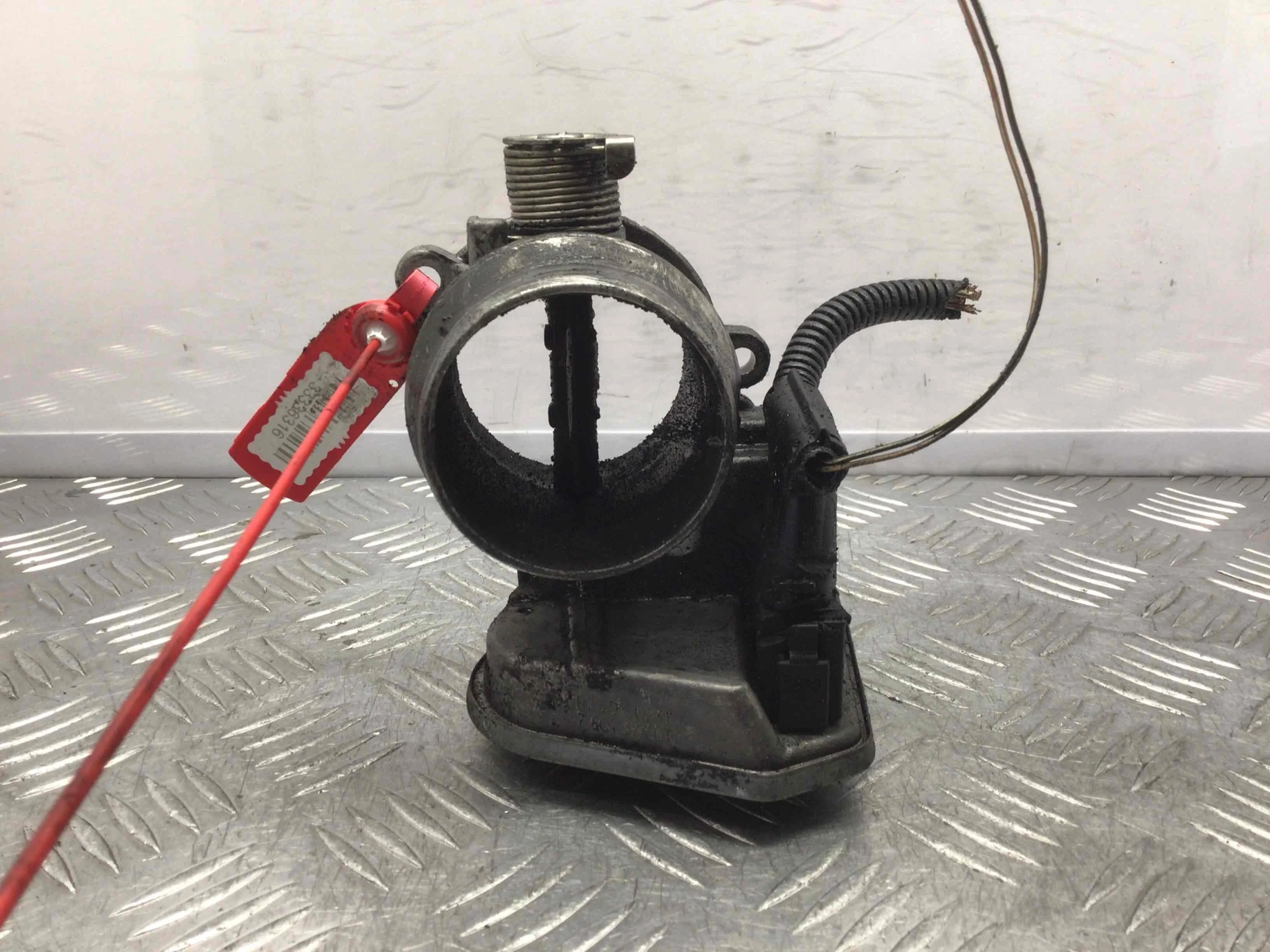 Заслонка дроссельная BMW 3-Series 3-Series E90/E91/E92/E93 2005 - 2010 дизель 2.0 TD Механика Седан