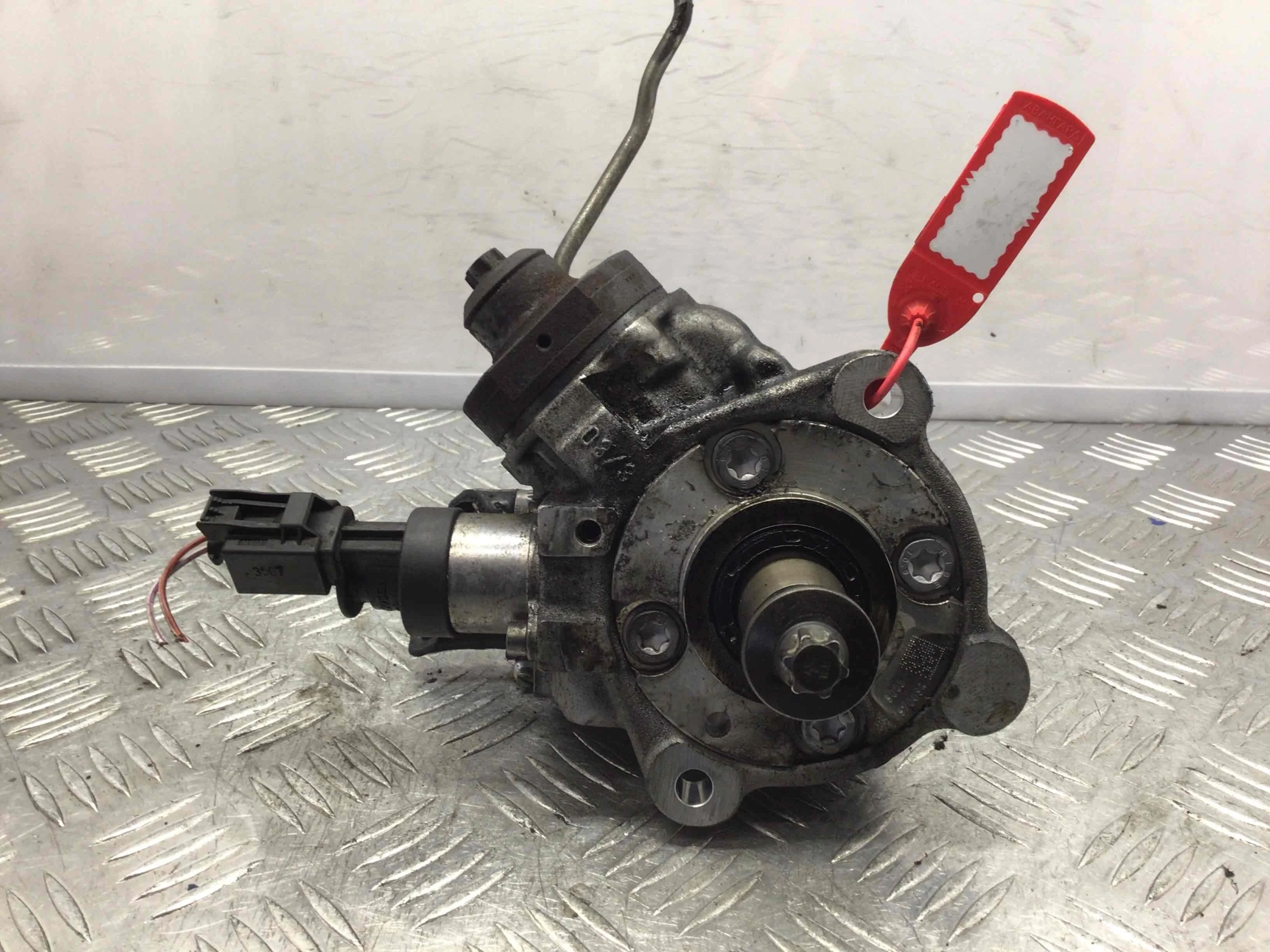 ТНВД BMW 3-Series 3-Series E90/E91/E92/E93 2005 - 2010 дизель 2.0 TD Механика Седан